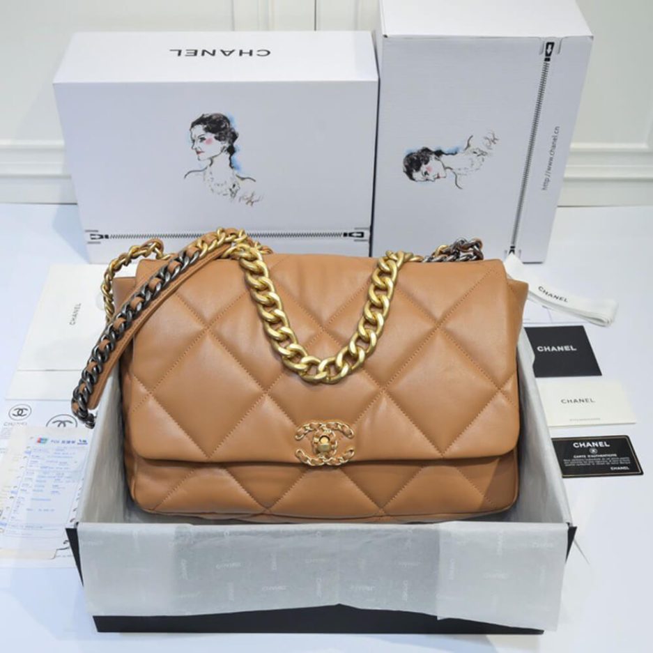 CHANEL 19 MAXI HANDBAG AS1162 - FrasersFashion