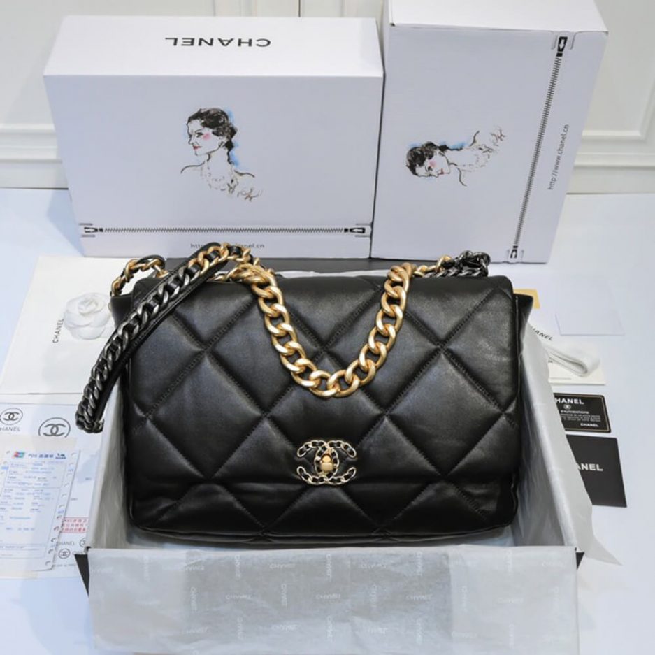 CHANEL 19 MAXI HANDBAG AS1162 - FrasersFashion