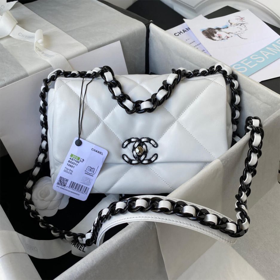 CHANEL 19 HANDBAG AS1160 - FrasersFashion