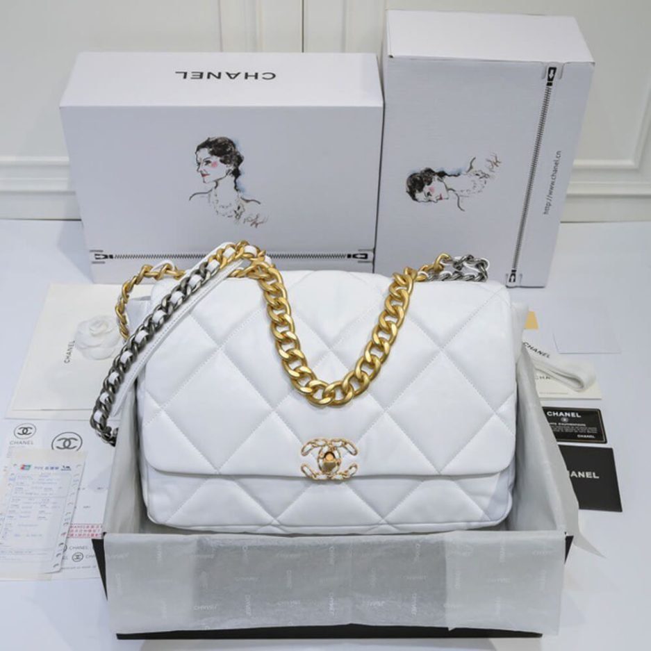 CHANEL 19 MAXI HANDBAG AS1162 - FrasersFashion