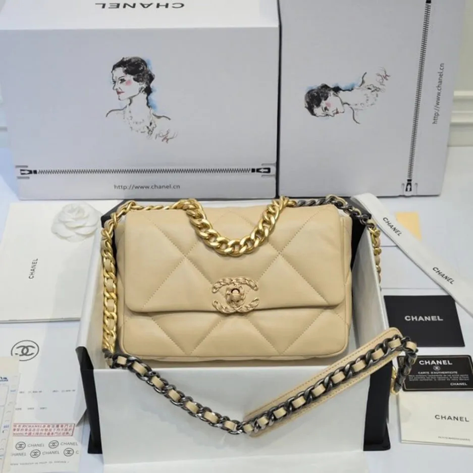 CHANEL 19 HANDBAG AS1160 - FrasersFashion