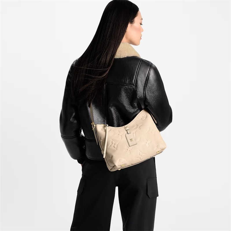 Louis Vuitton CARRYALL PM – EXCLUSIVELY ONLINE M46293 - FrasersFashion