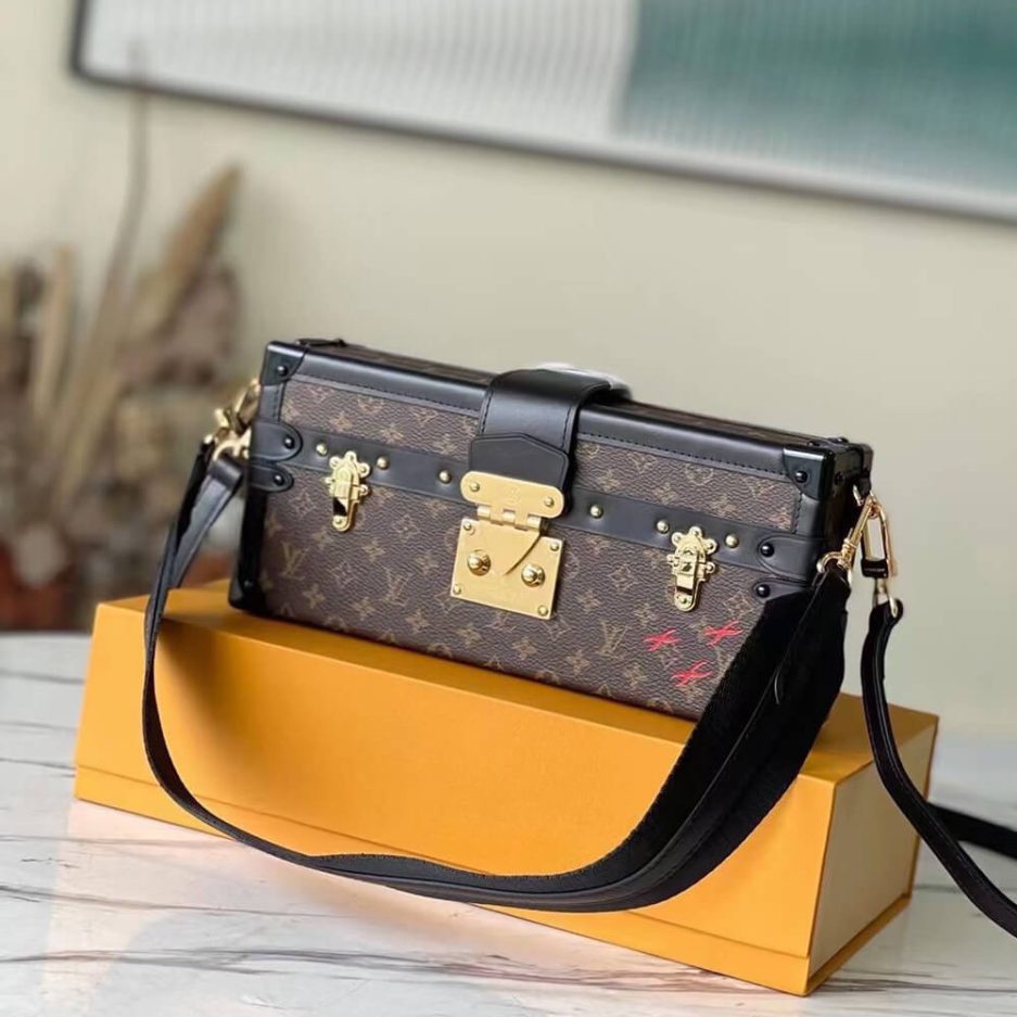 LV PETITE MALLE EAST WEST M46120 - FrasersFashion