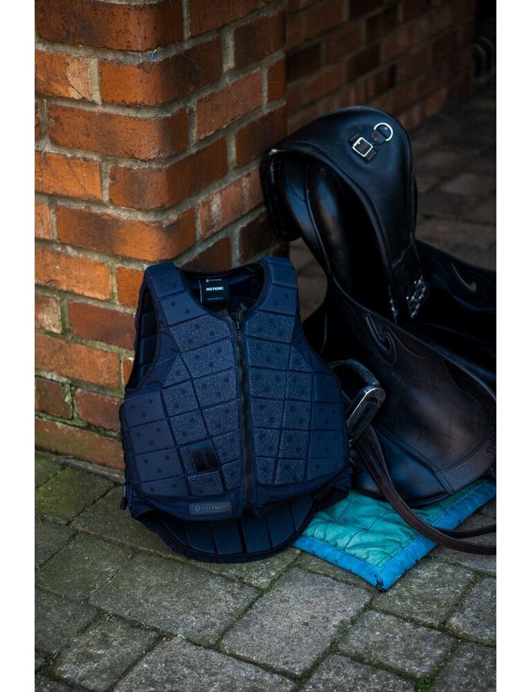 Motion 3 Body Protector Adult Std Front