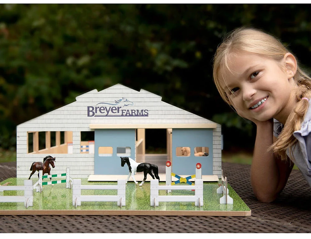 Farms Stablemates Deluxe Arena Stable
