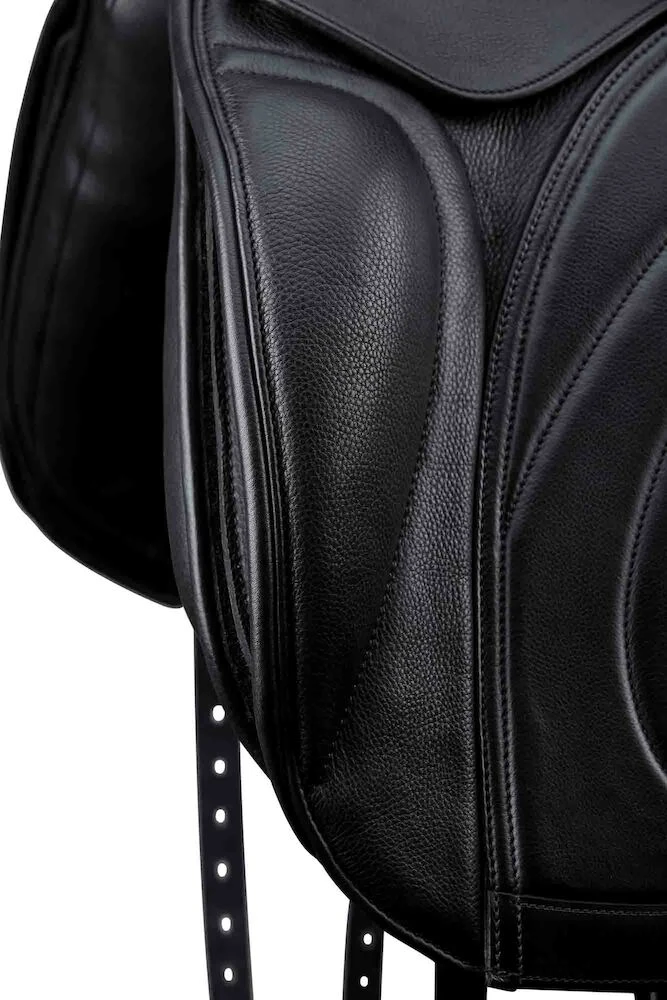 Dressage Adj Knee Block Saddle