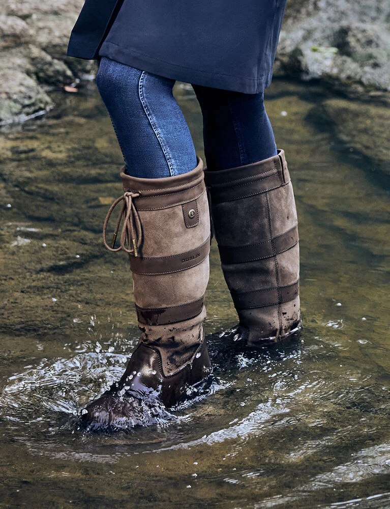 River Boots IV