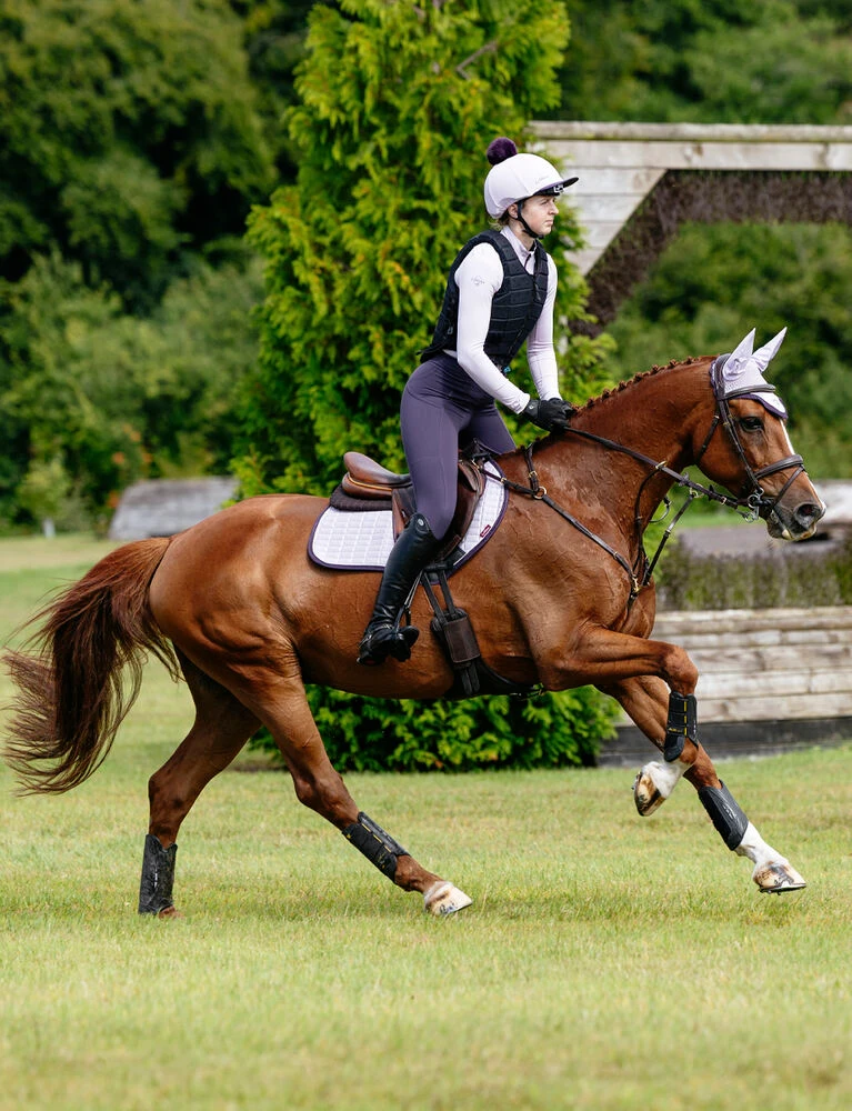 Suede Close Contact Square Saddle Pad