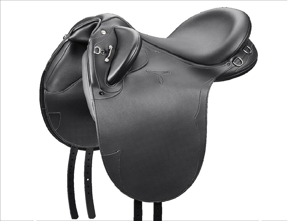 500 Stock Saddle Hart