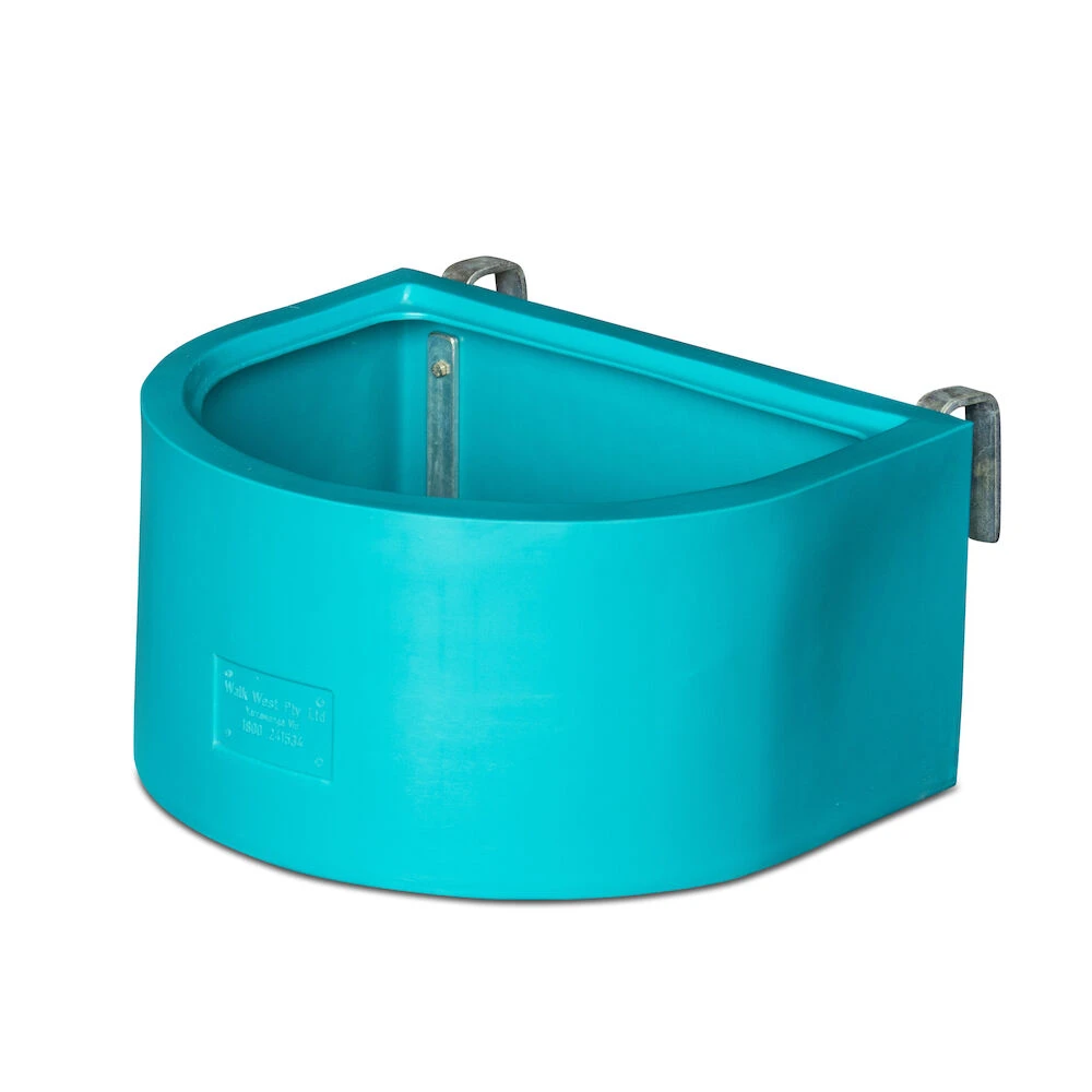 Equine D Feeder