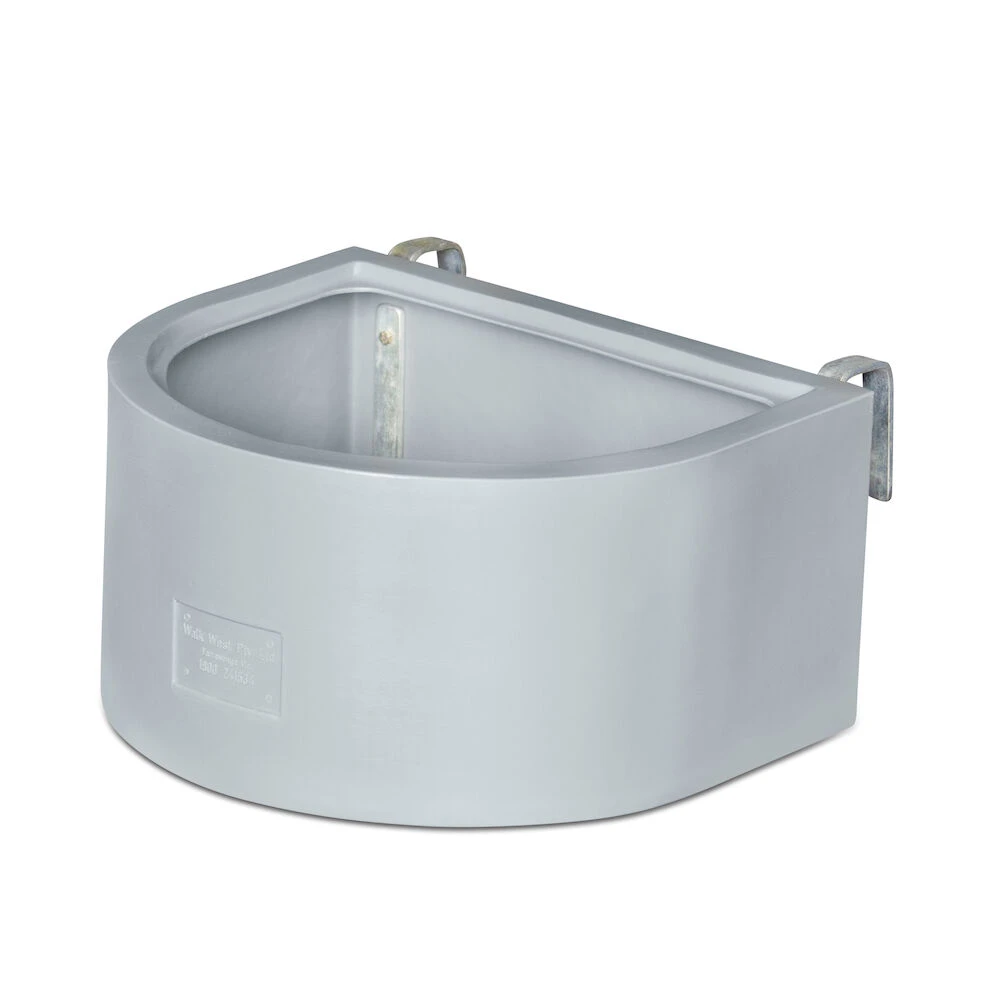 Equine D Feeder