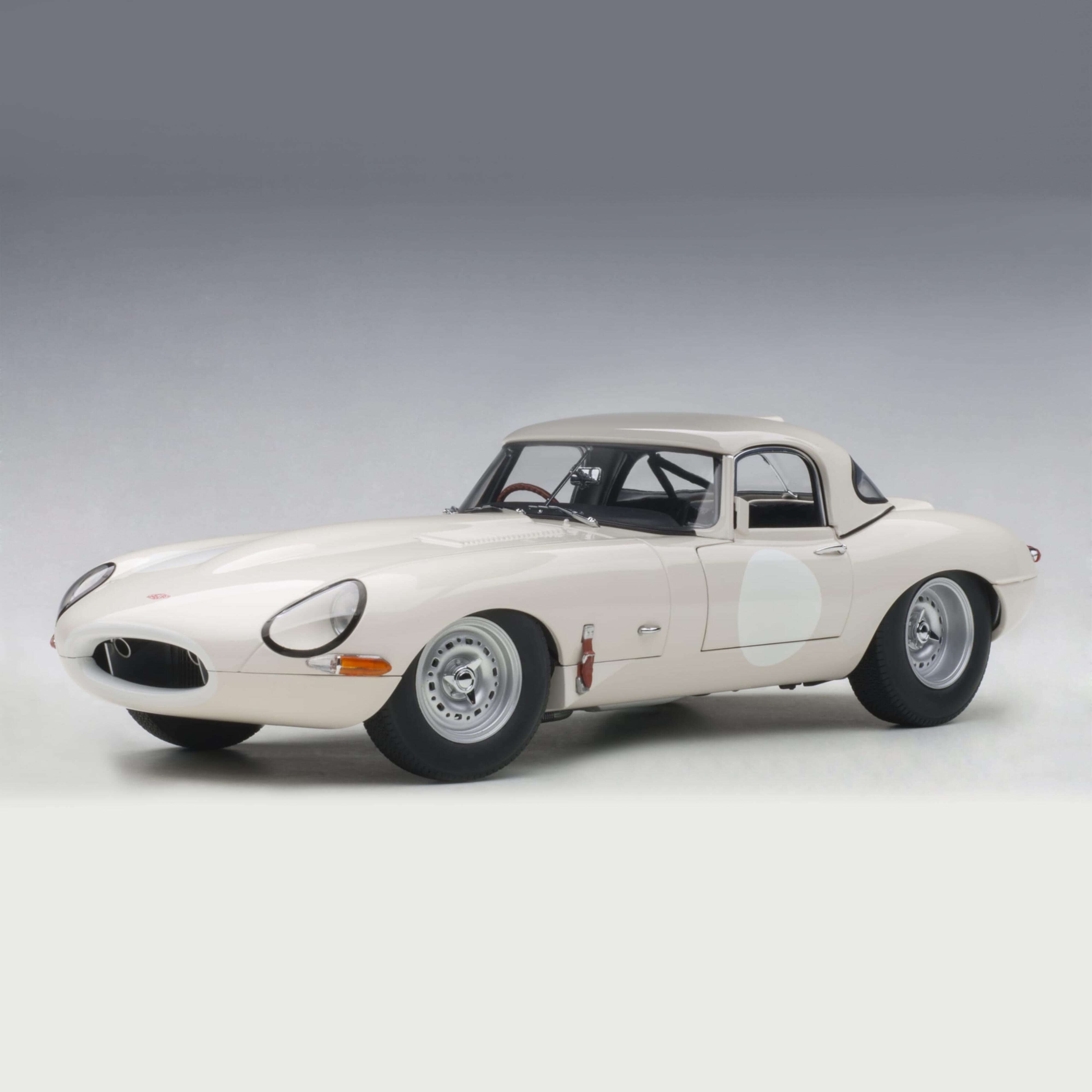 Jaguar E-Type Lightweight 2015 White 1/18