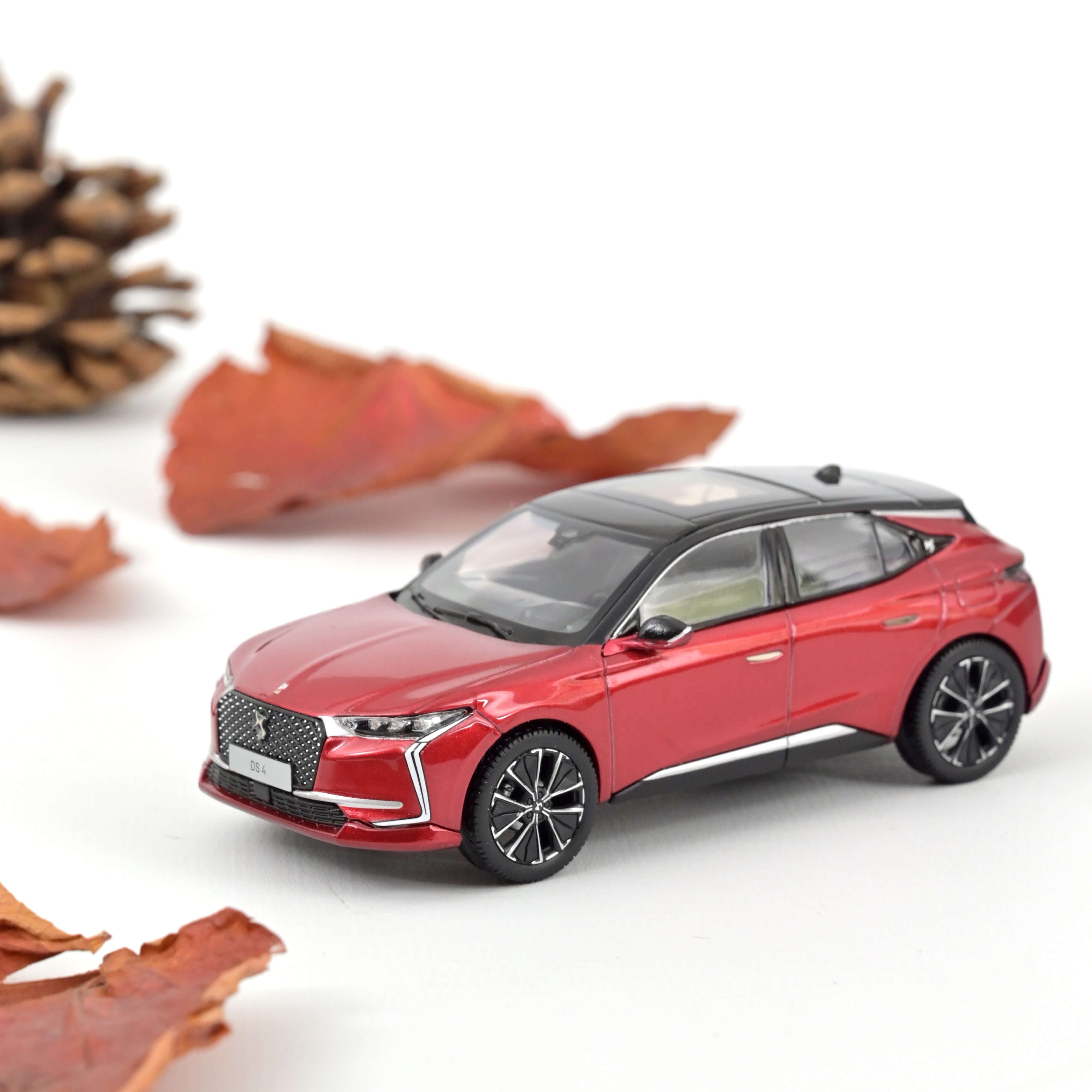 DS 4 2021 Velvet Red 1:43