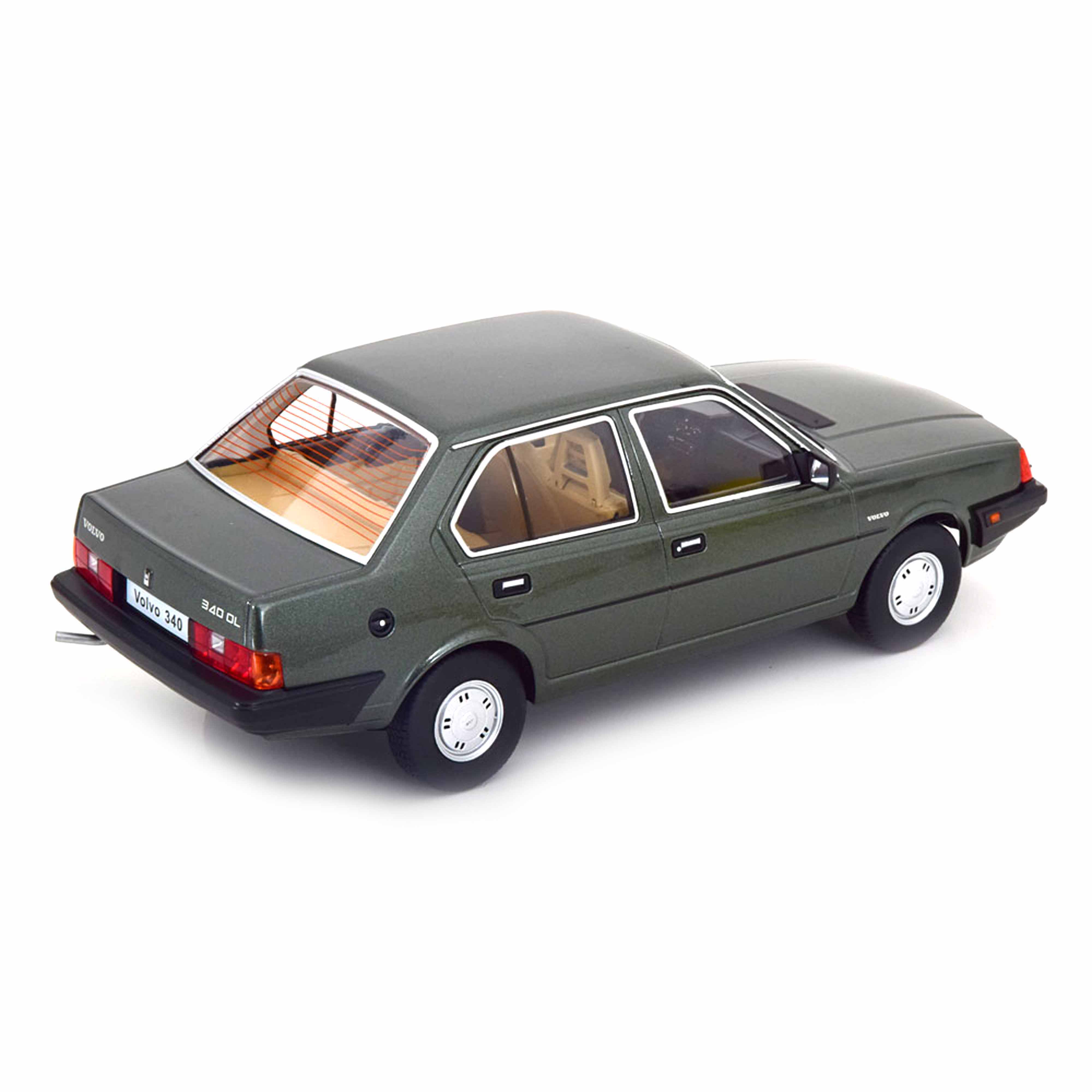 Volvo 340 1987 Darkgreen Metallic 1:18