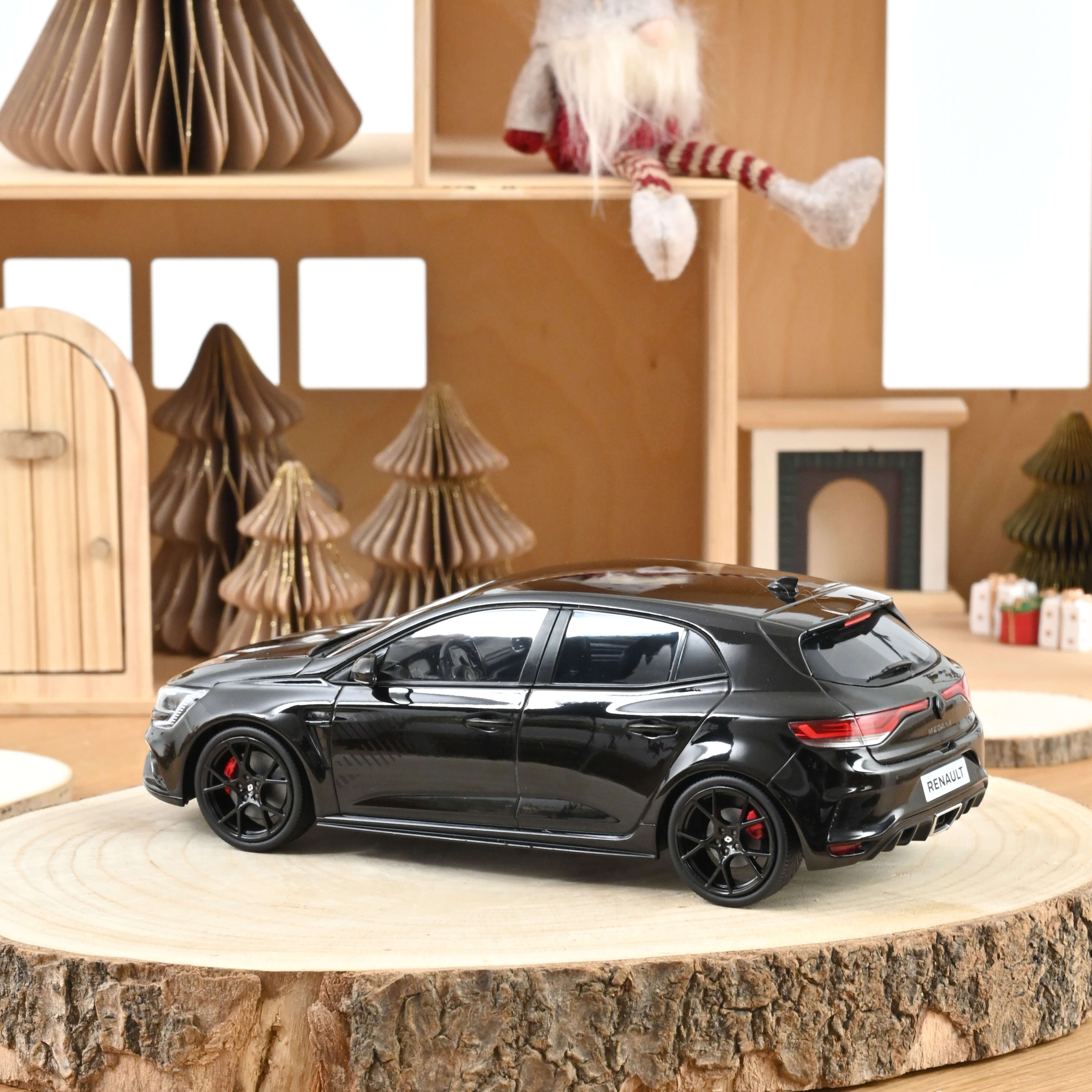 Renault Megane R.S. Ultime 2023 Diamond Black 1:18 - 200pcs