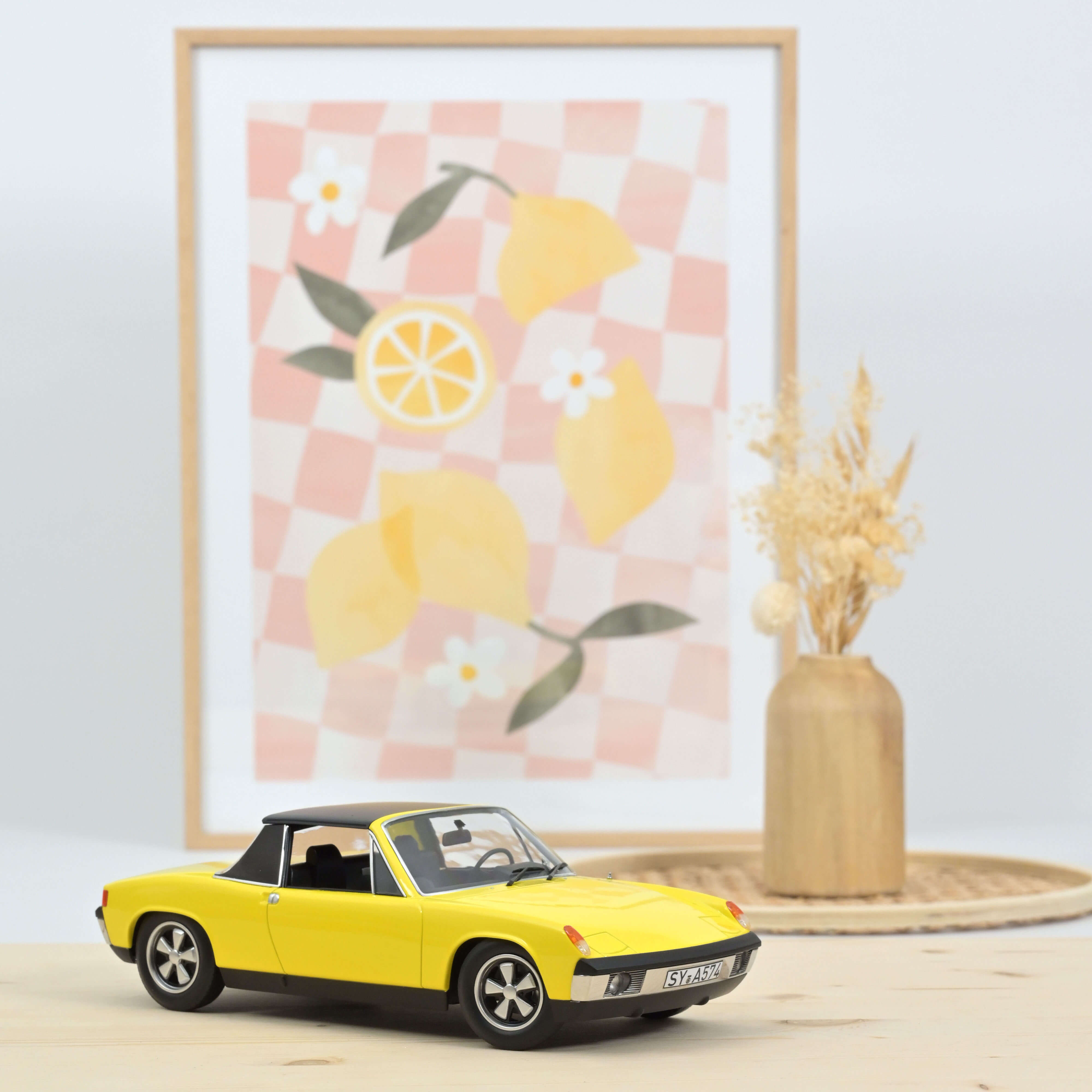 VW-Porsche 914-6 1973 Yellow 1:18