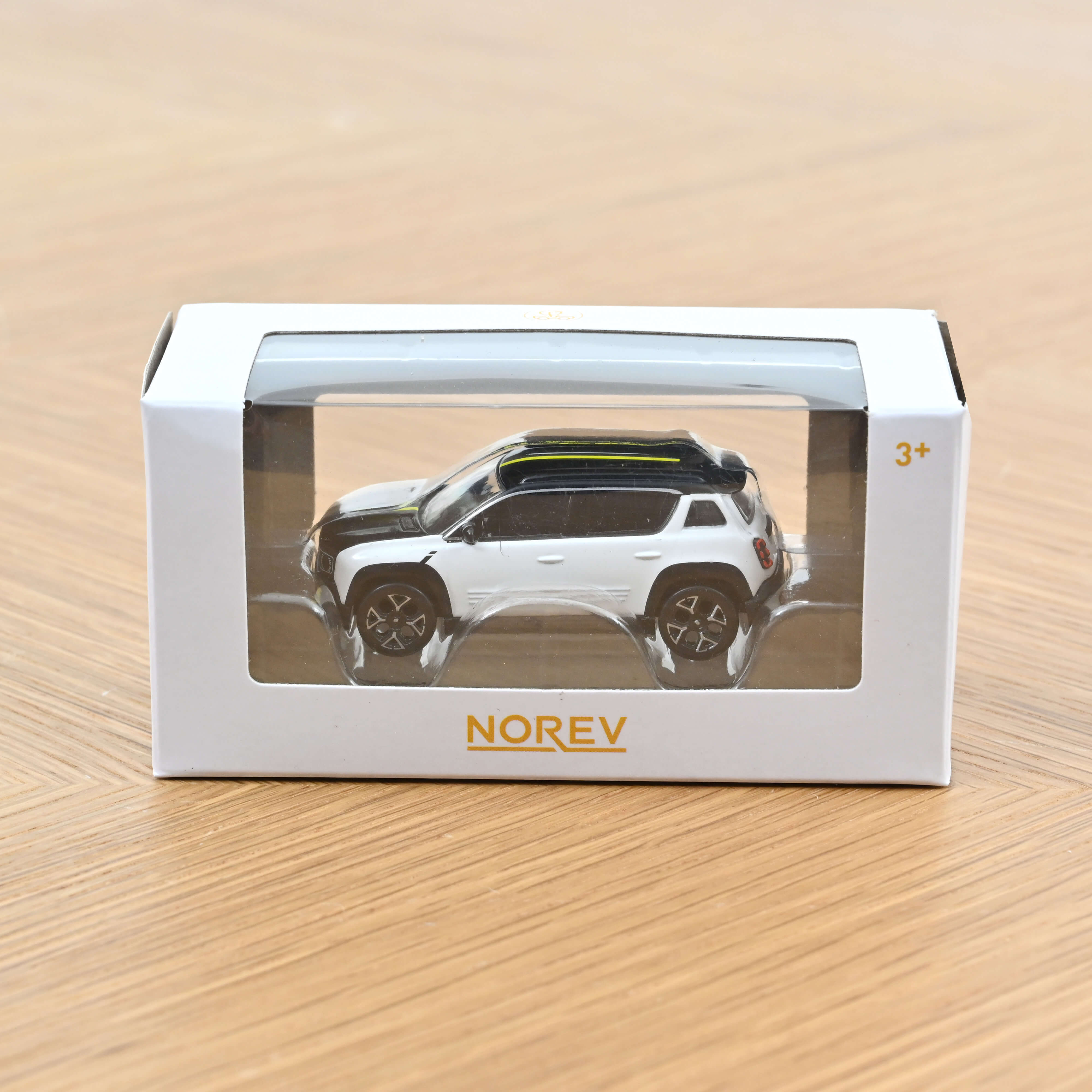 Renault 4 E-Tech Electric 2025 Glacier White and Black 1:64