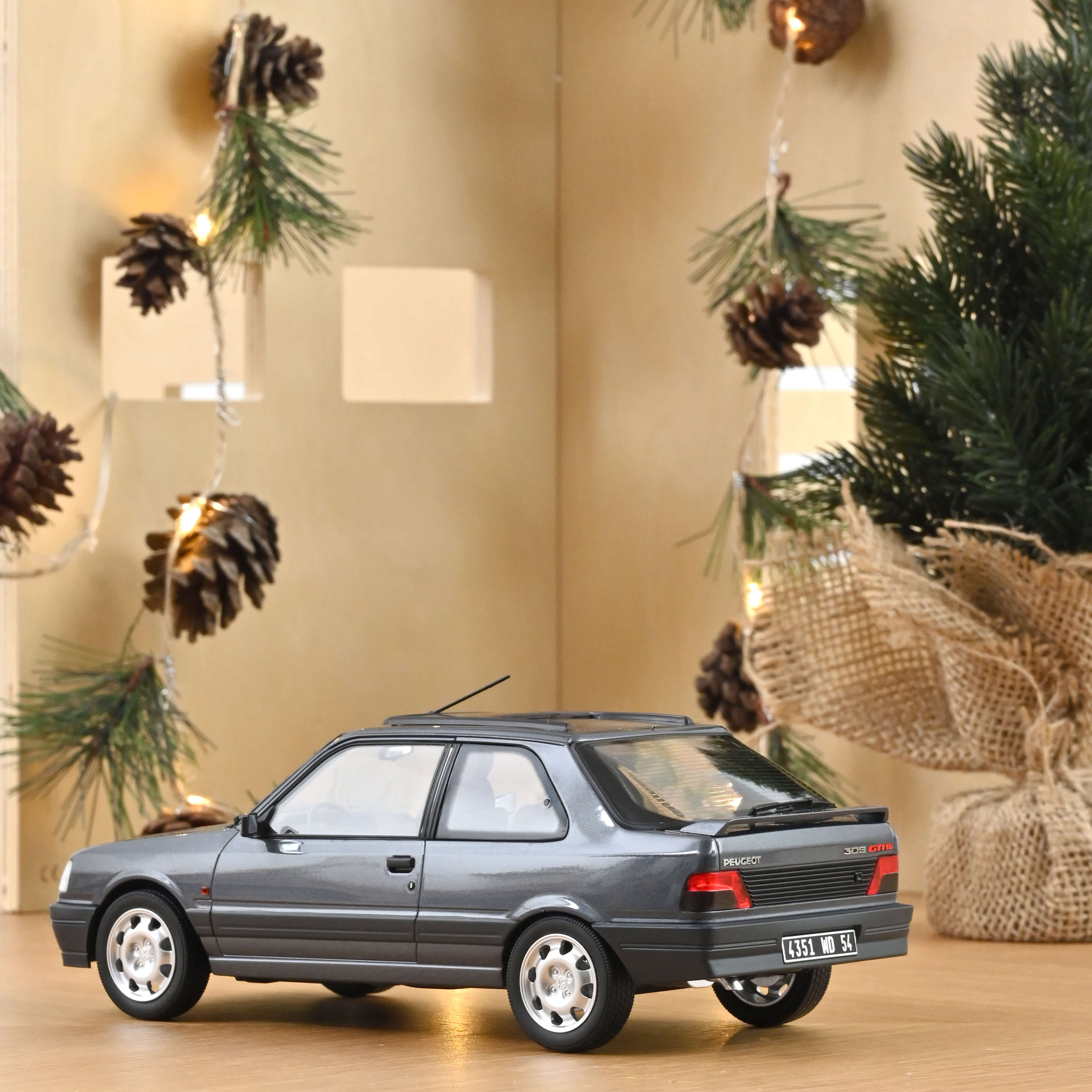 Peugeot 309 GTi 16 1991 Magnum Grey 1:18  - 300pcs