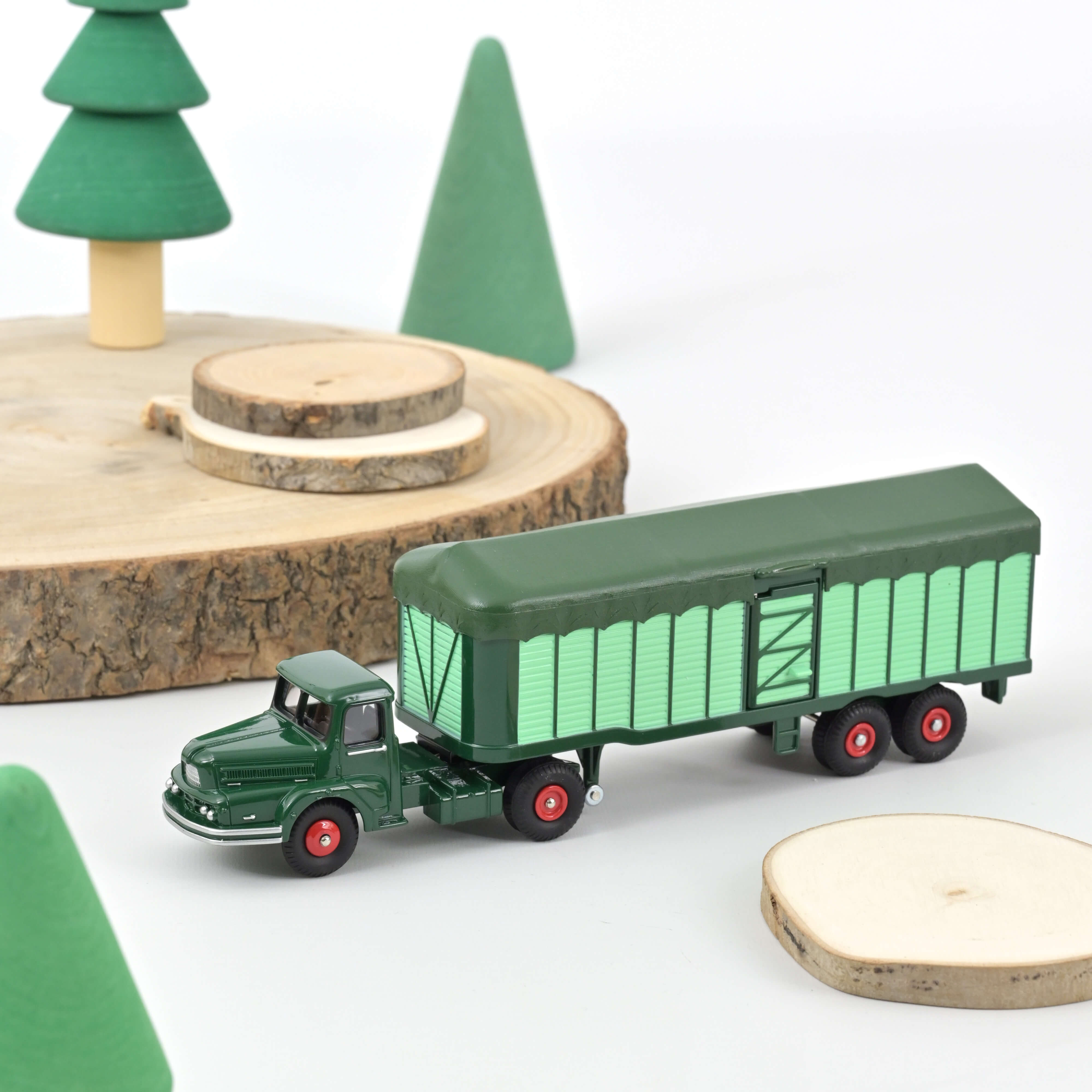 Unic Tracteur with Remorque 1:55