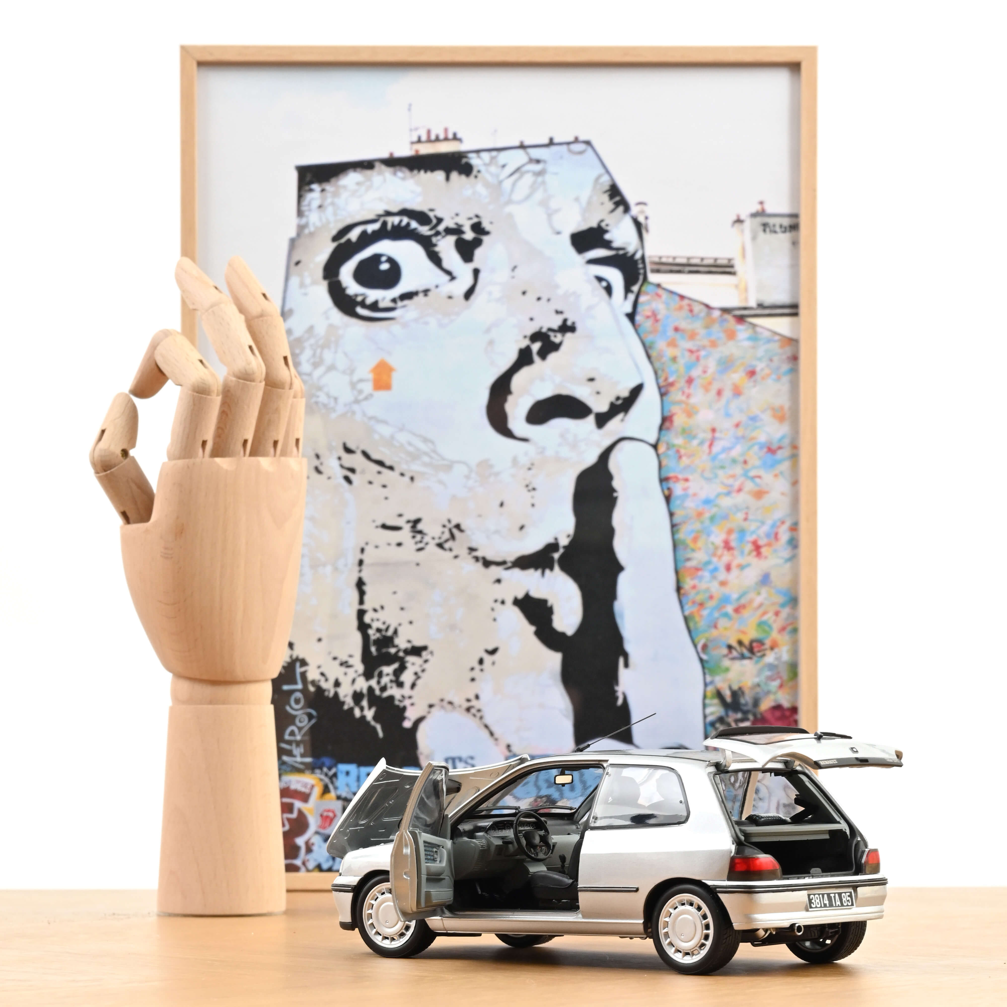 Renault Clio 16S 1992 Iceberg Grey 1:18