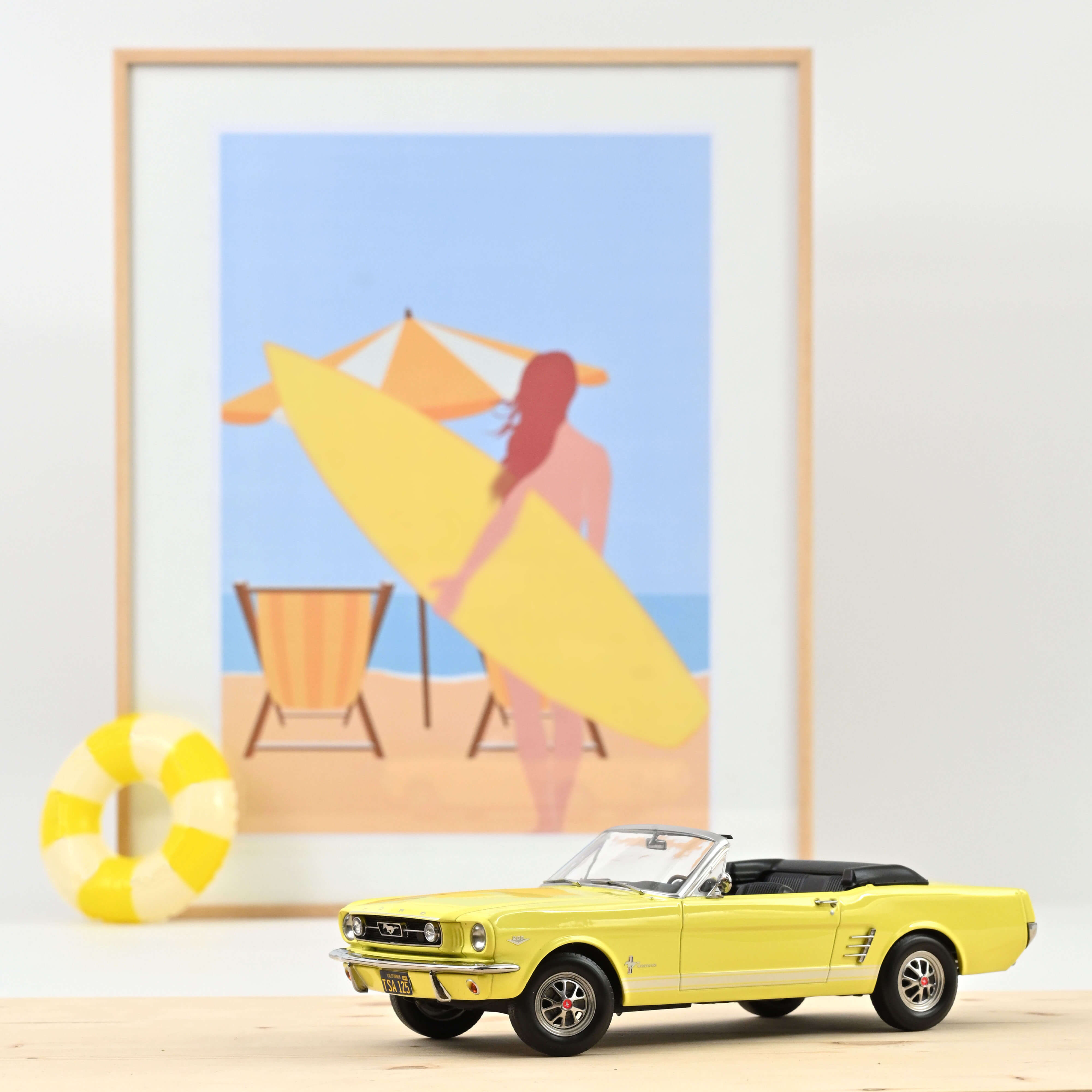 Ford Mustang Convertible 1966 Yellow 1:18 - 200pcs