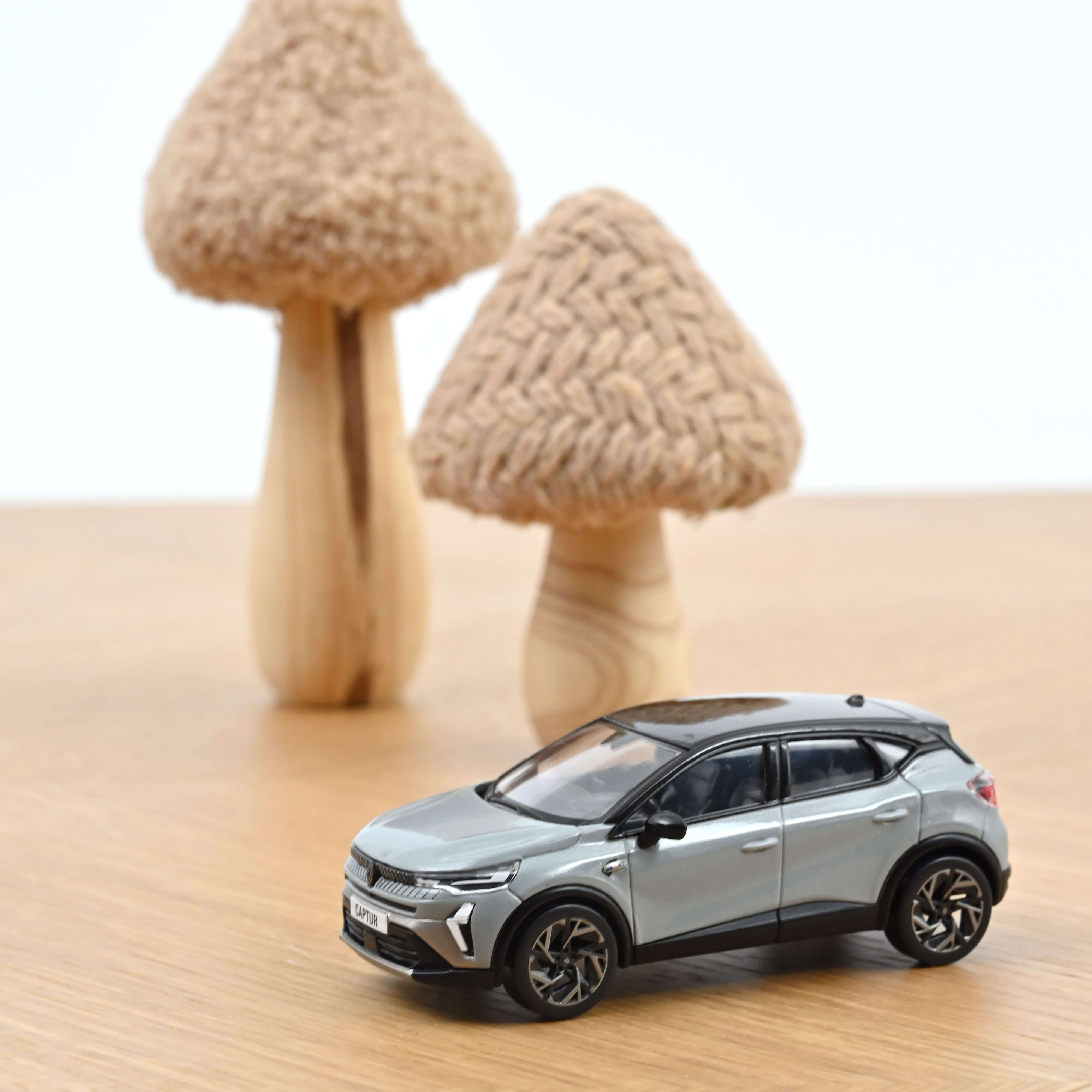 Renault Captur Esprit Alpine 2024 Ceramic Grey & Black 1:43