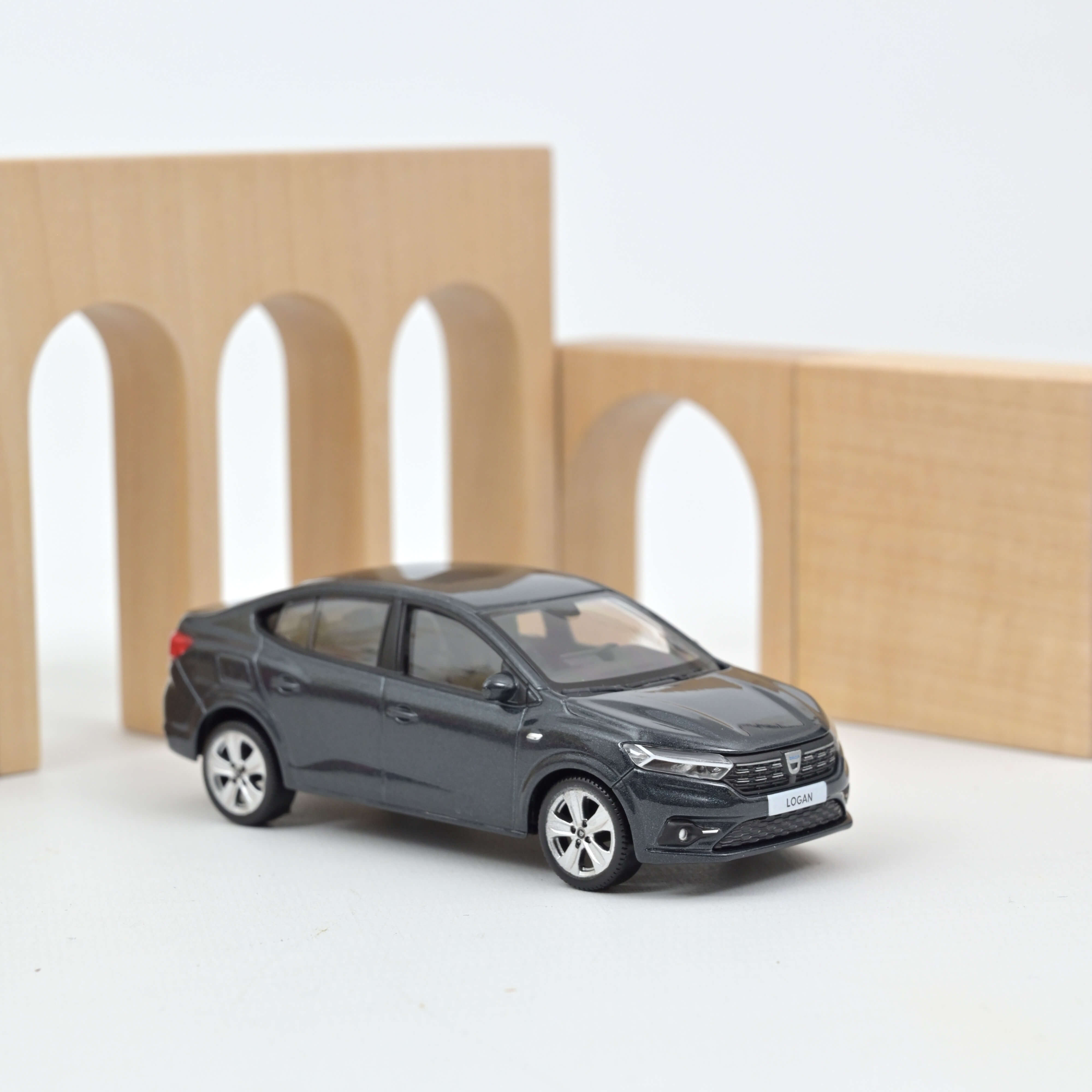 Dacia Logan 2021 Slate Grey 1:43
