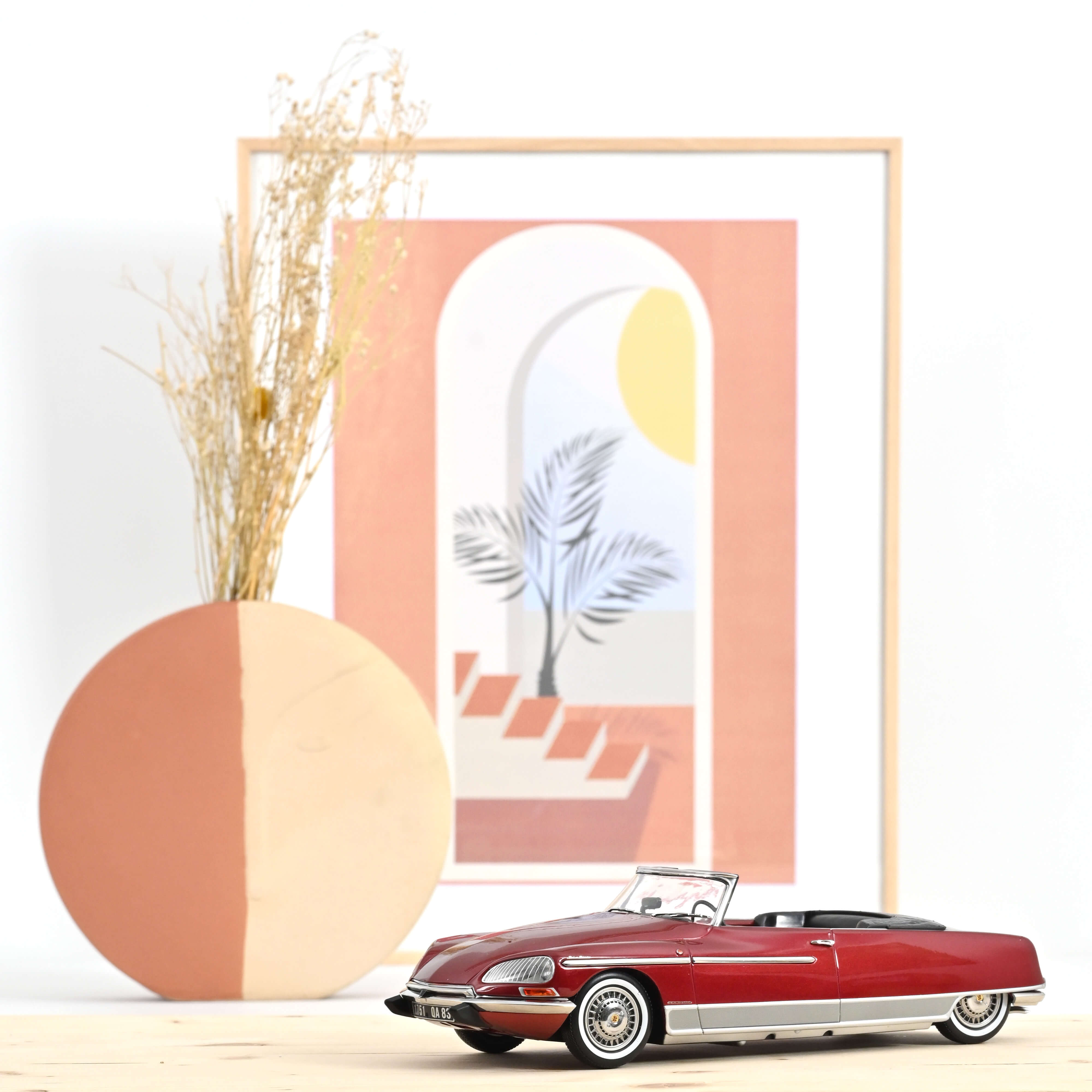 Citroën DS 21 Palm Beach 1968 Ruby Red 1:18 - 300pcs