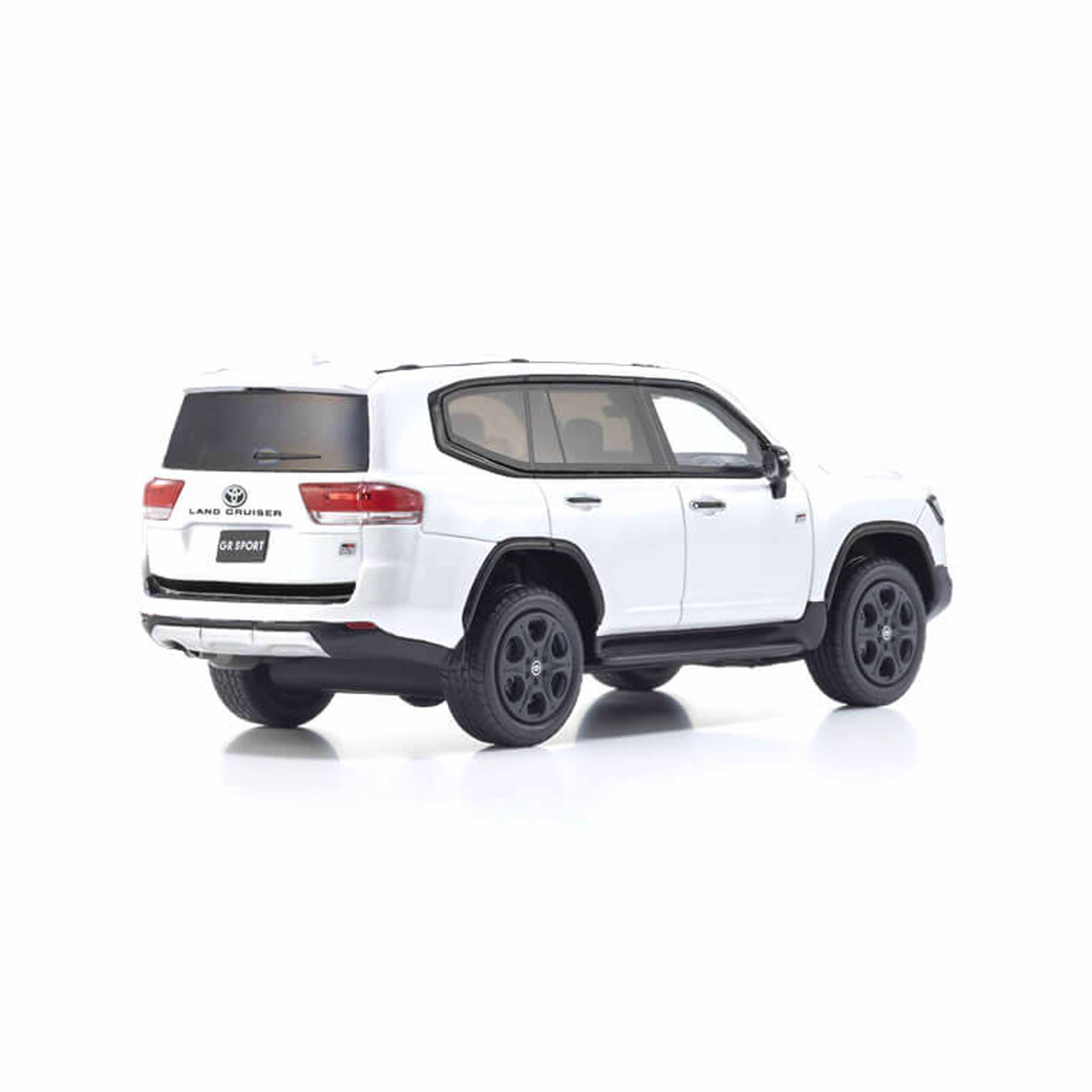 Toyota Land Cruiser GR SPORT White 1:43