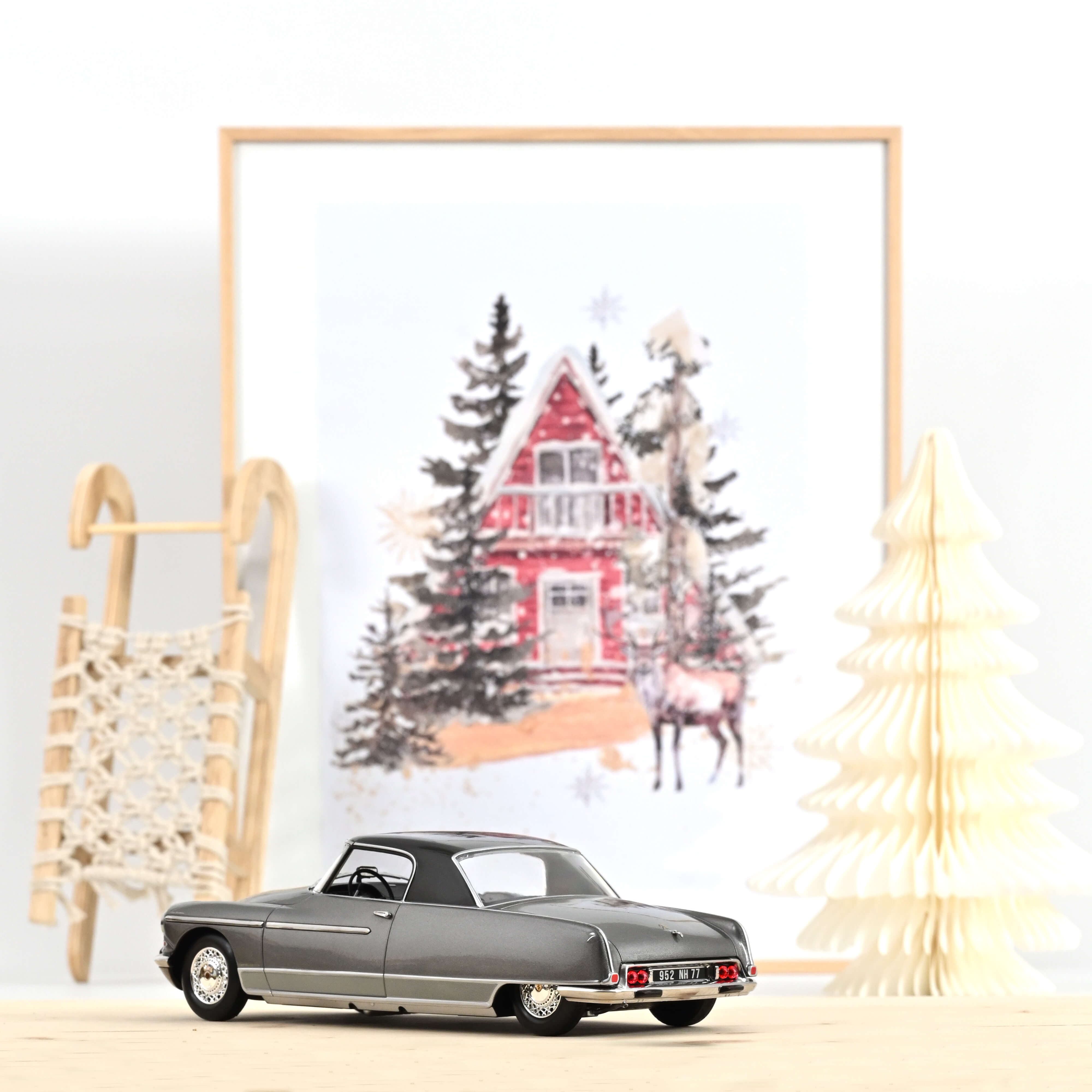 Citroën DS 19 Le Dandy 1964 Grey and Black 1:18 - 300pcs