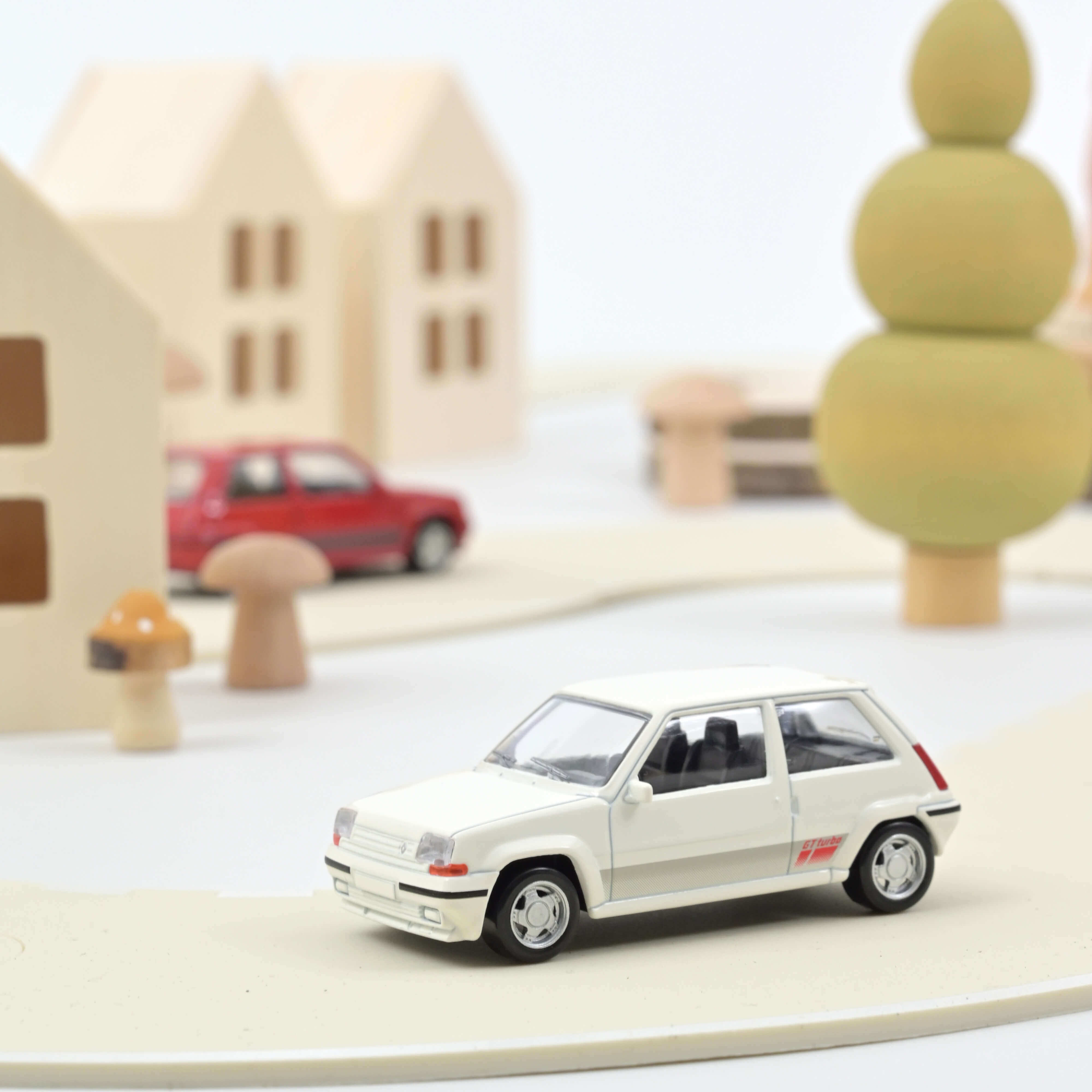 Renault SuperCinq GT Turbo Ph II 1988 White Jet-car 1:43