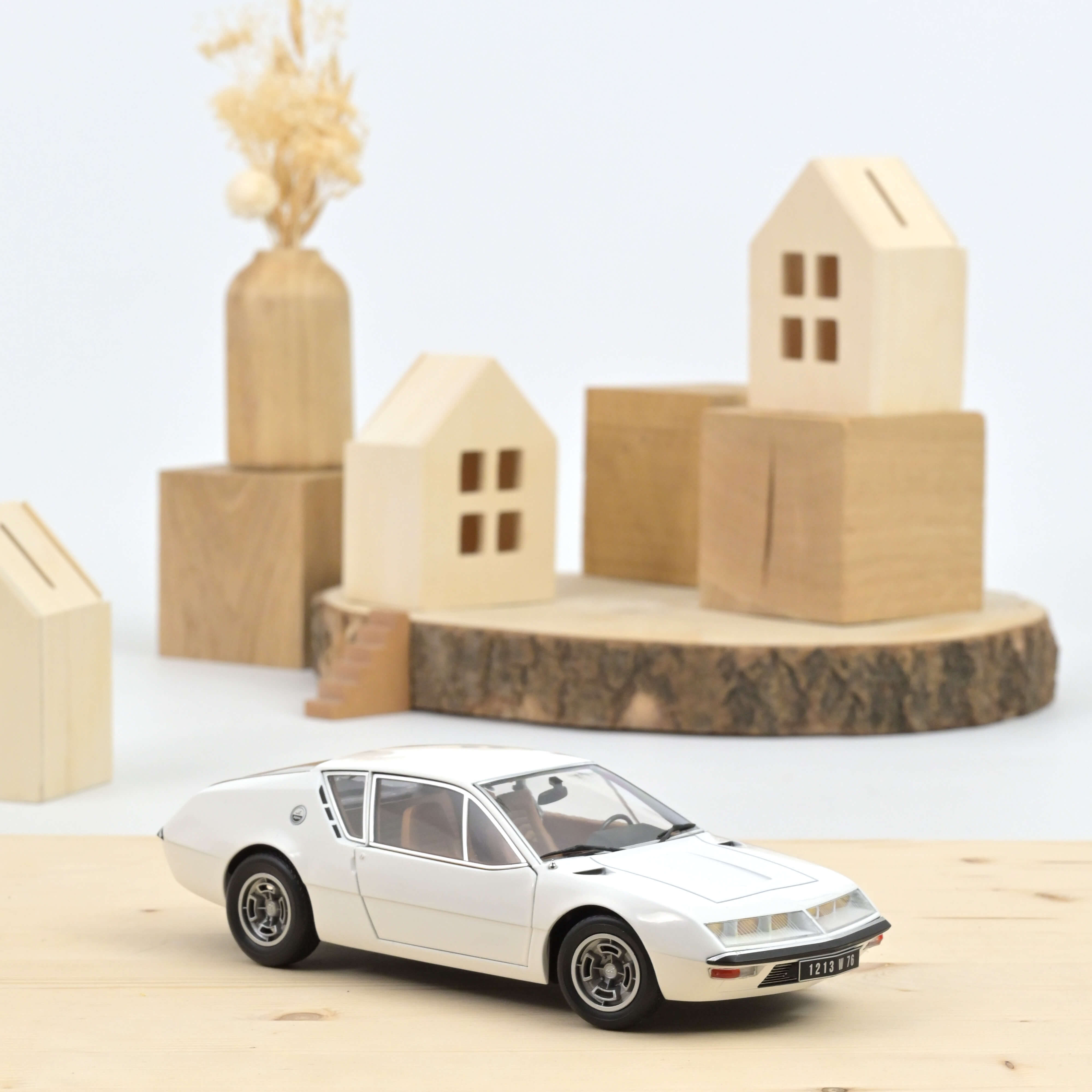 Alpine A310 1600 VE 1972 White 1:18 - 310pcs