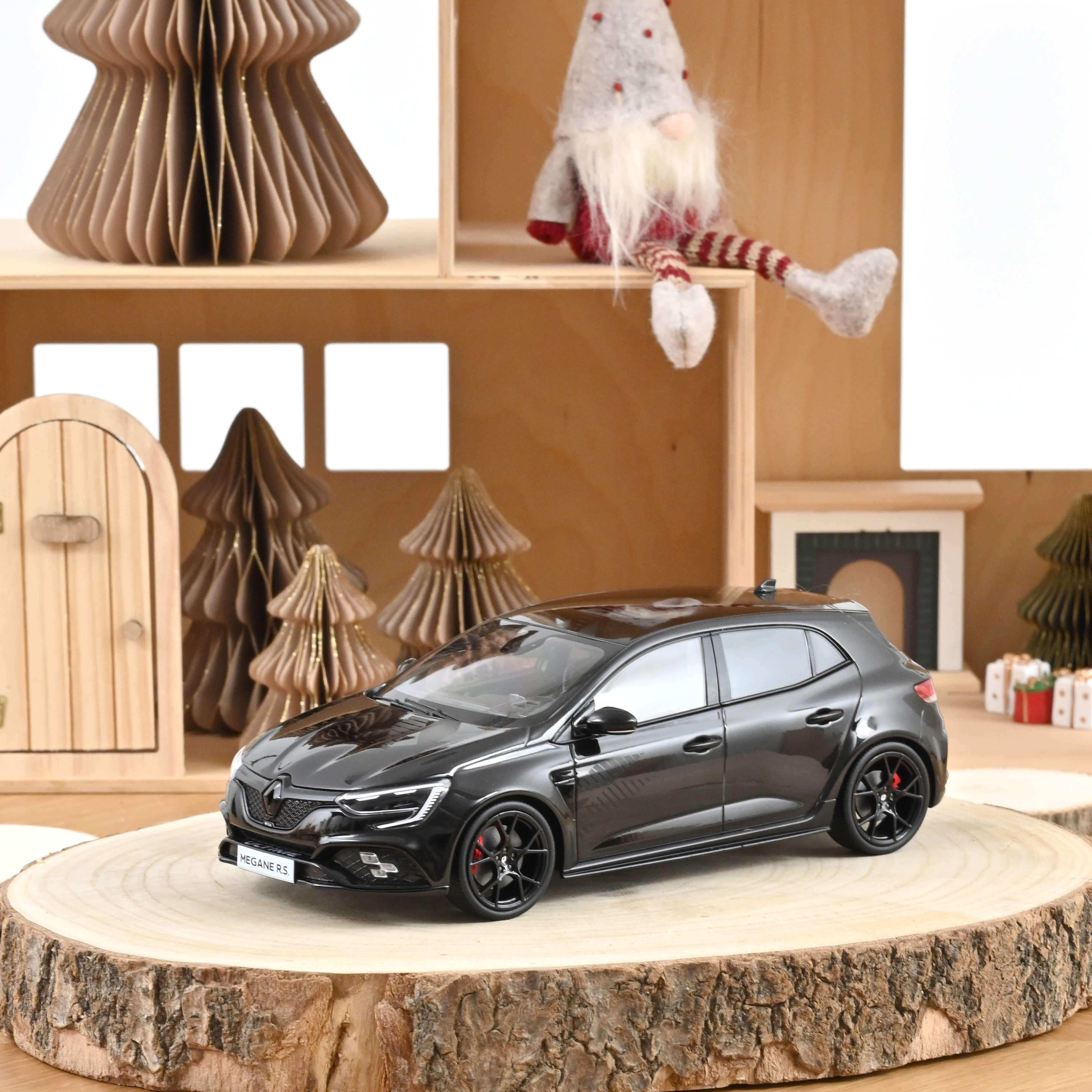 Renault Megane R.S. Ultime 2023 Diamond Black 1:18 - 200pcs