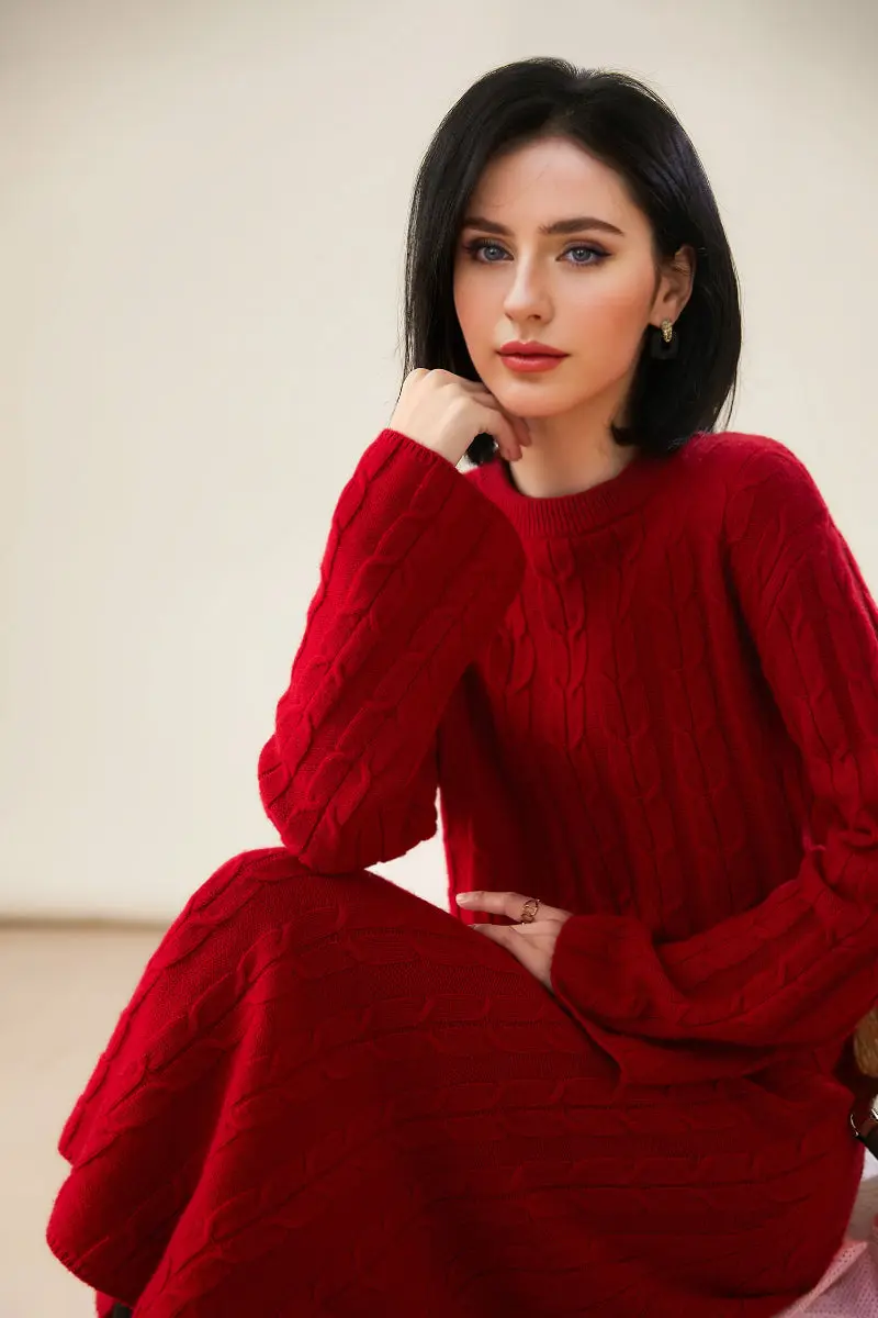 Merino Wool & Cashmere Blend Cable Knit Crewneck Sweater with Flared Sleeve - MIAOOOO