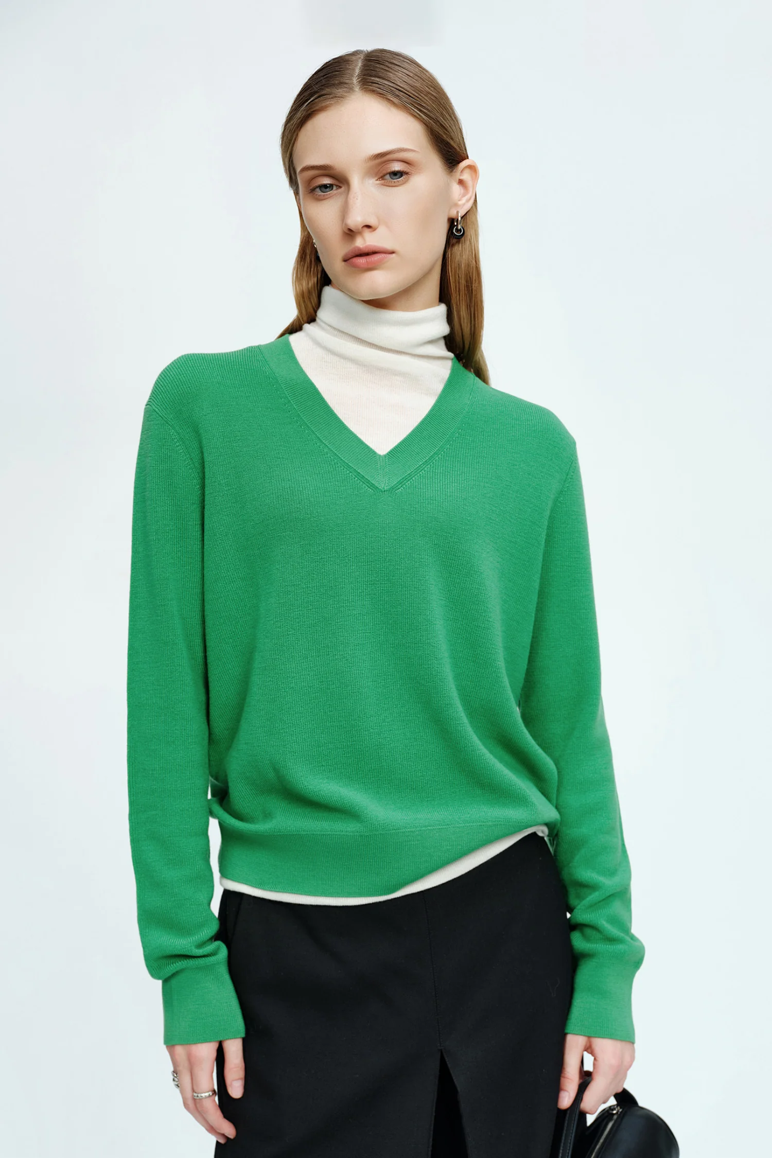 Ultrasoft Washable Merino Wool V-Neck Sweater - MIAOOOO