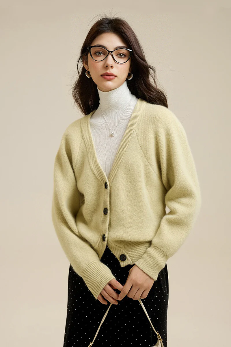 Super Soft Wool-Raccoon V-Neck Cardigan - MIAOOOO