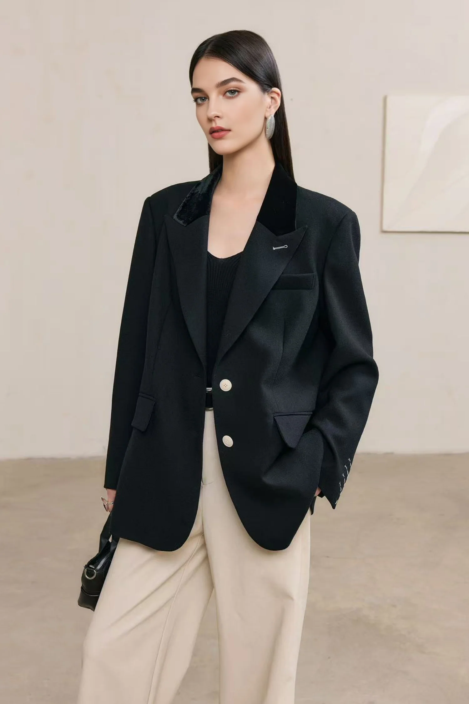 100% Wool Oversized Blazer with Velvet Collar - MIAOOOO