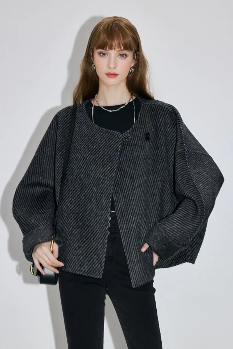 Short Oversized Petite Wool Coat with Matching Scarf - MIAOOOO