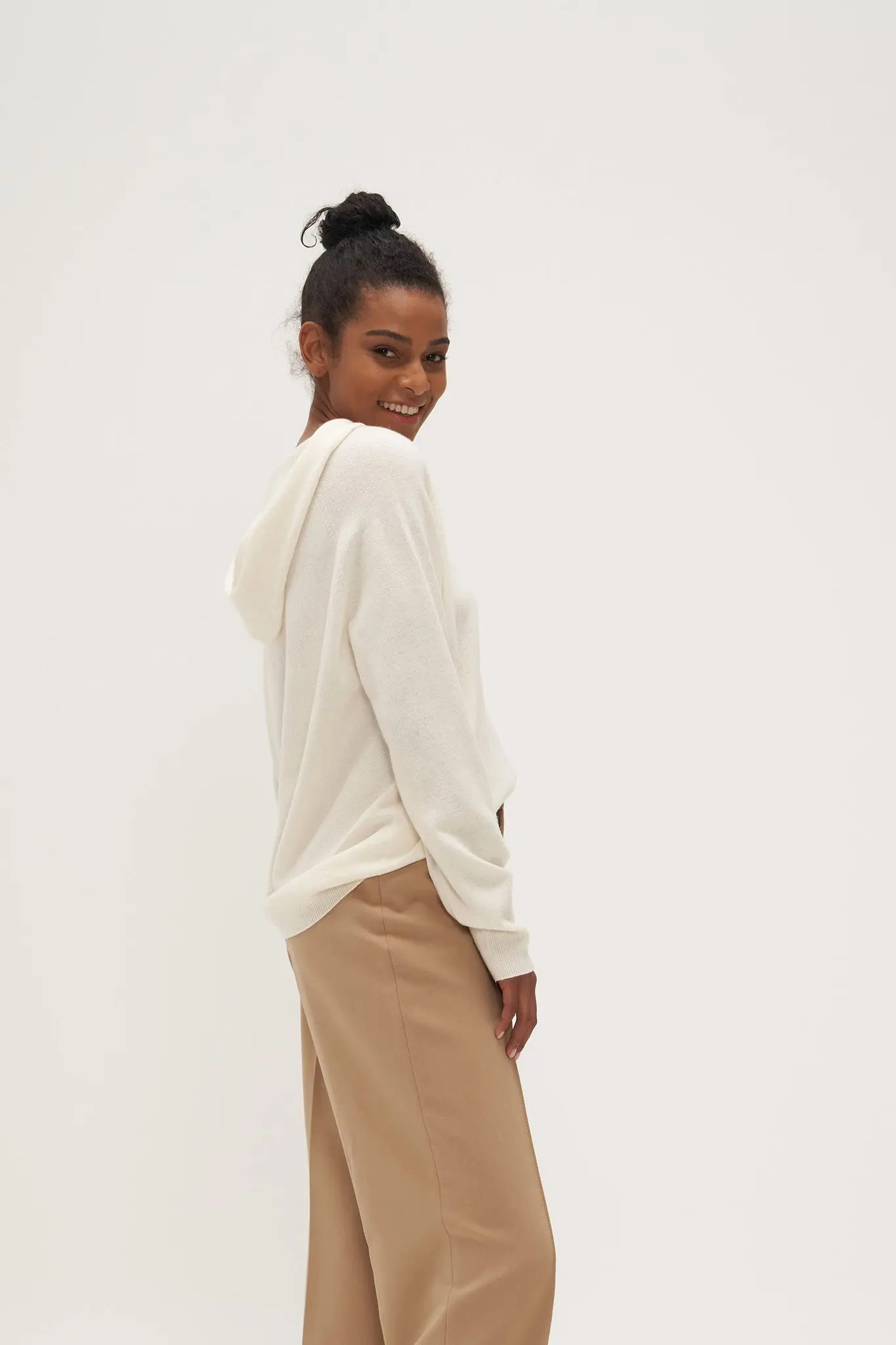 Relaxed Hoodie in Cashmere and Wool - MIAOOOO