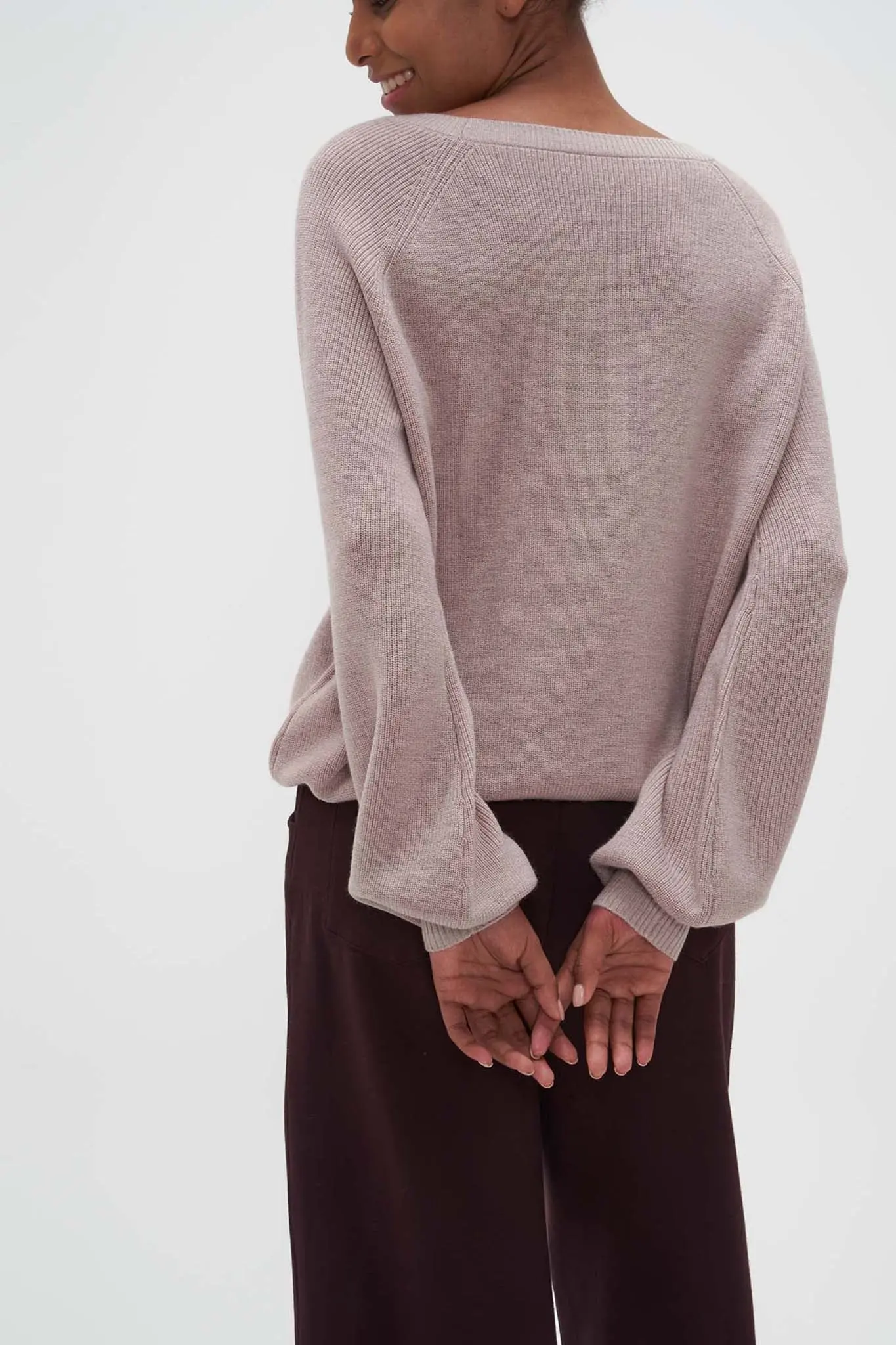 Relaxed Boat Neck Merino Wool Sweater - MIAOOOO