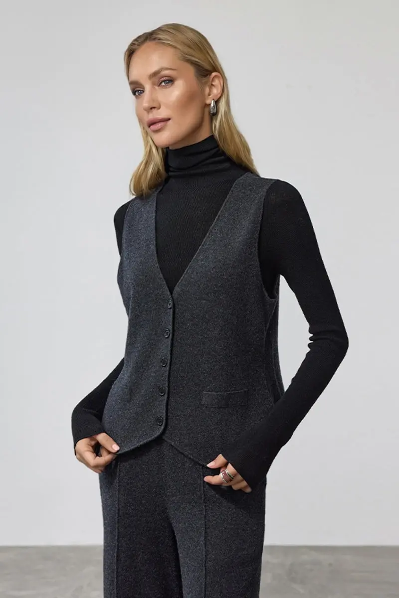 Lightweight Boiled Wool Tailored V-Neck Suit Vest - MIAOOOO