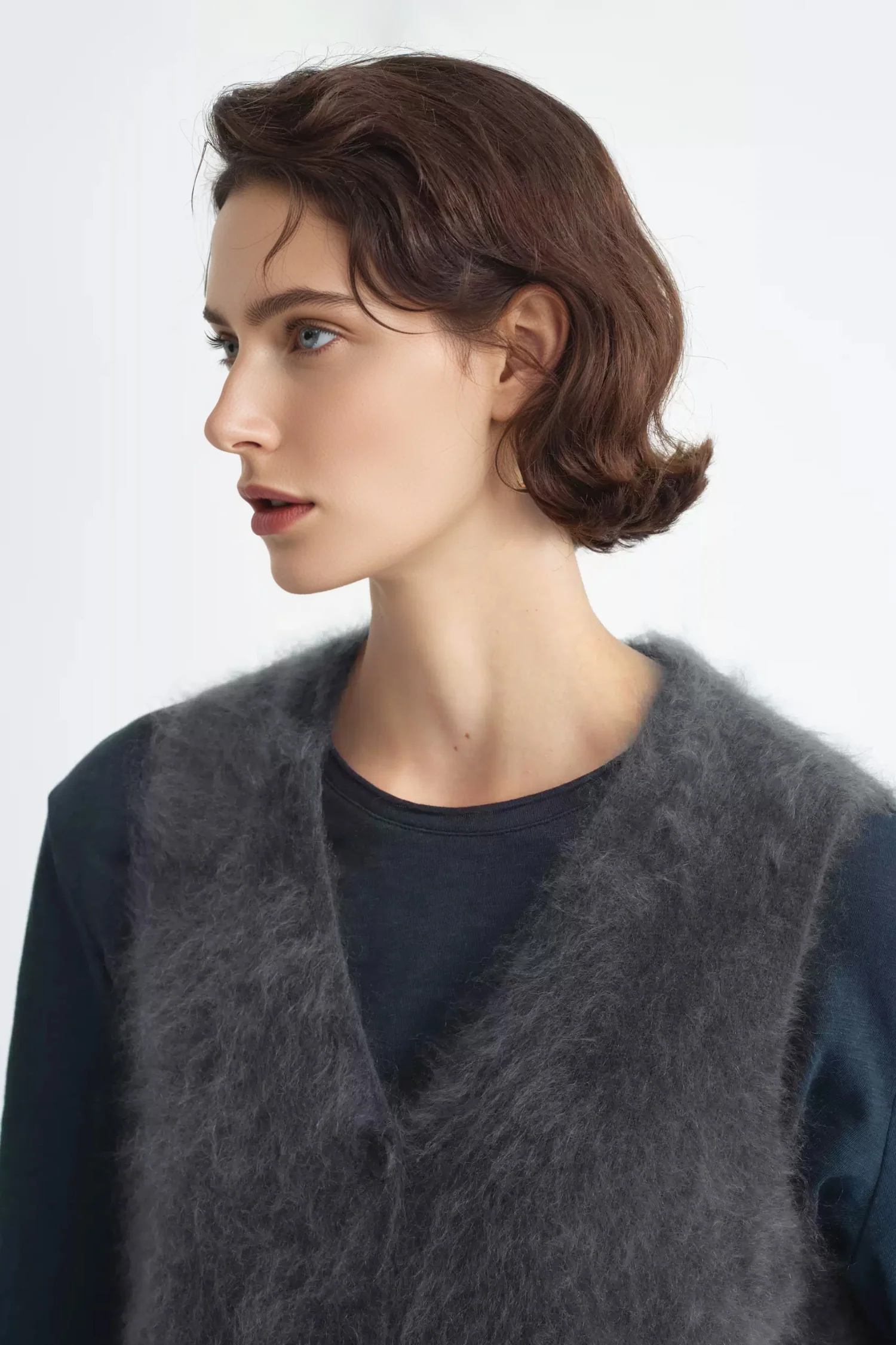 Seamless Brushed Cashmere V-Neck Cardigan Sweater Vest - MIAOOOO