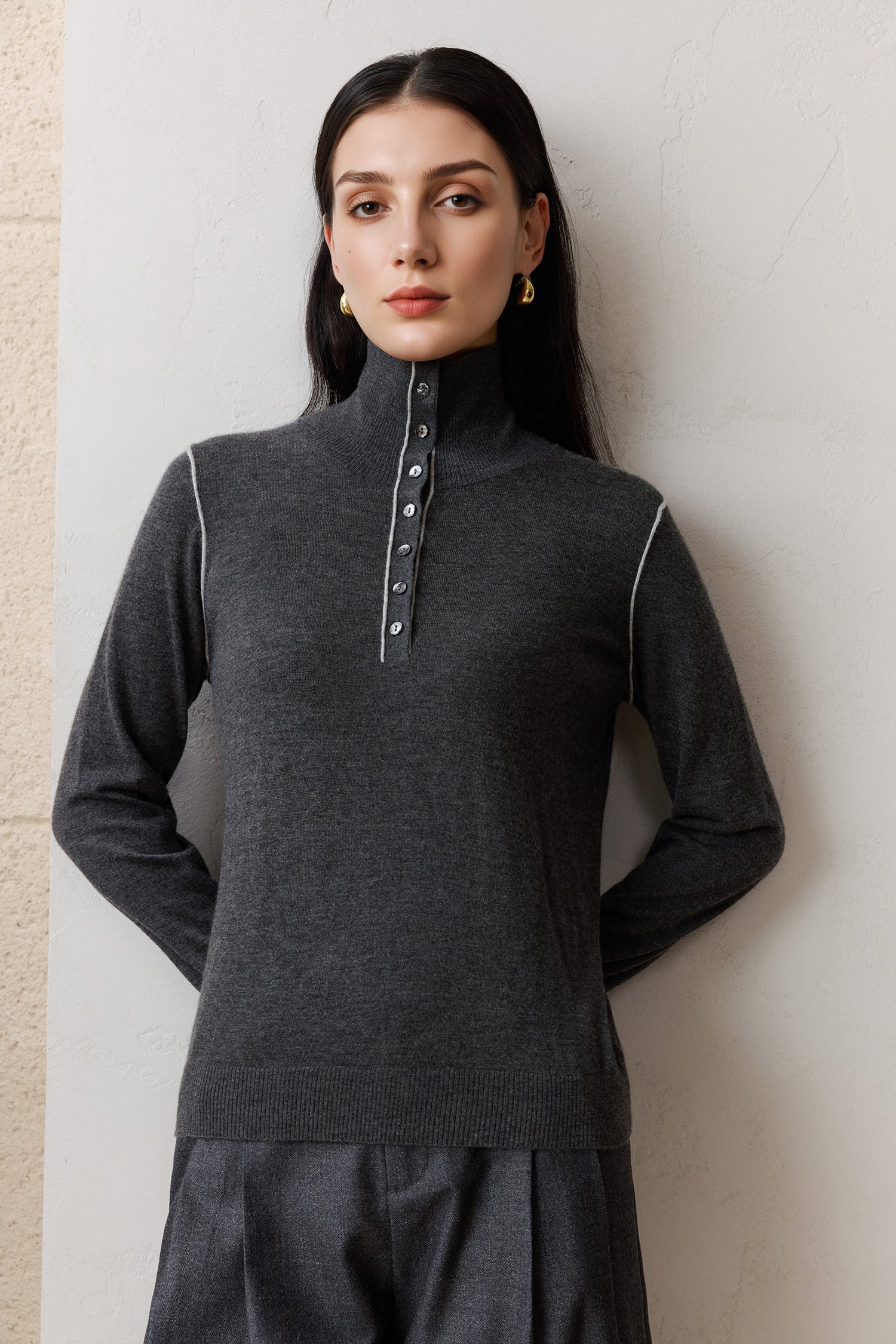 Lightweight Cashmere Fine-Knit Funnel Neck Sweater - MIAOOOO