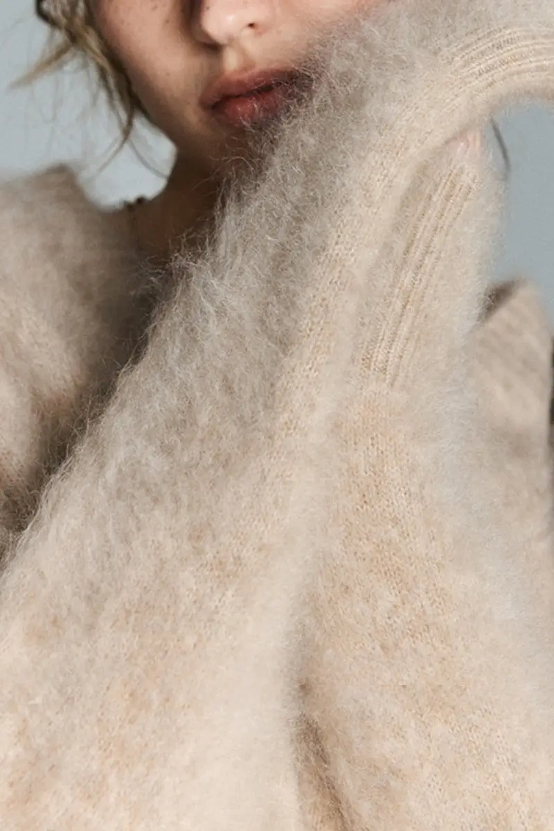 Chunky Brushed Cashmere V-Neck Pullover Sweater - MIAOOOO