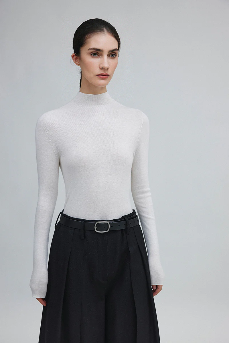 Washable Cashmere-Silk Fine-Knit Mock Neck Sweater - MIAOOOO