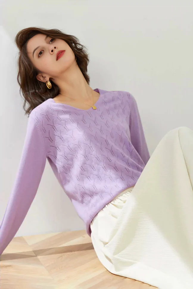 Lightweight V Neck Cable Knit Wool Sweater - MIAOOOO