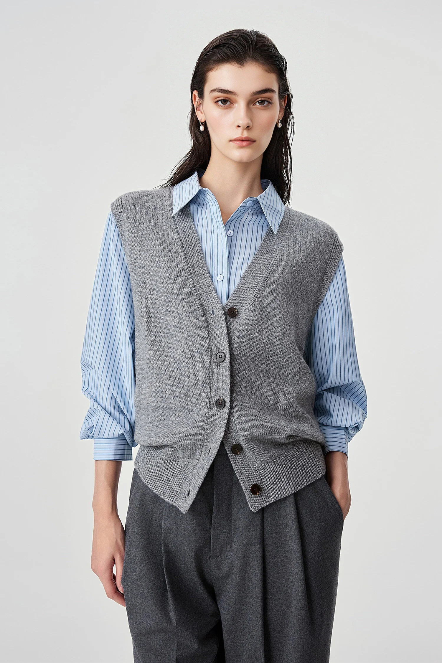 Fine-Knit Wool-Blend V-Neck Sweater Vest - MIAOOOO
