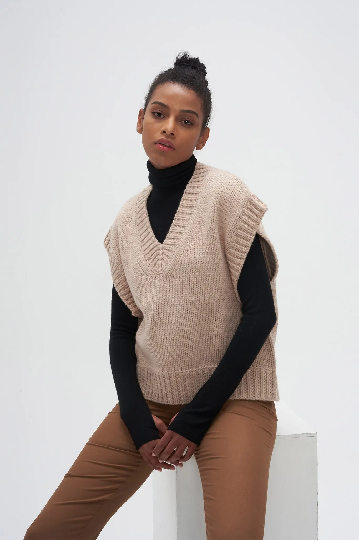 Ribbed Edge Sweater Vest - MIAOOOO