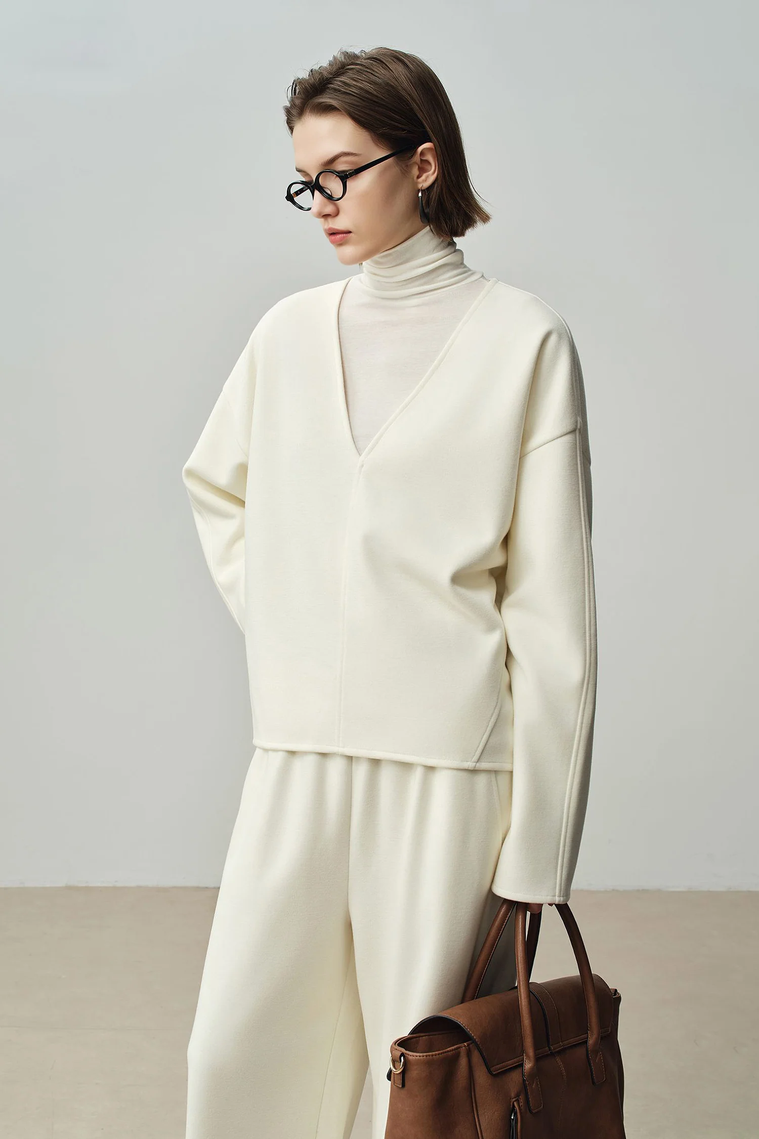 Relaxed Cashmere Blend Deep V-Neck Sweatshirt - MIAOOOO