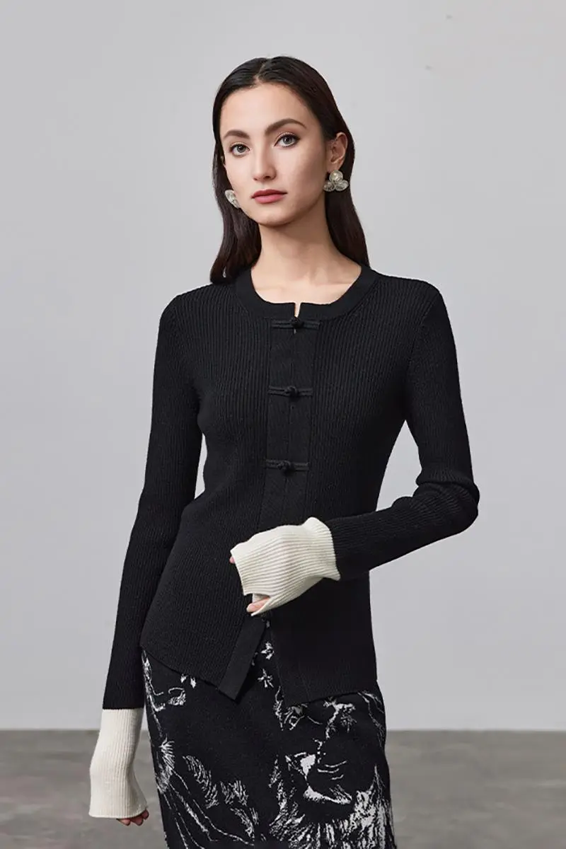 Mandarin Inspired Merino Wool Crew Neck Cardigan - MIAOOOO